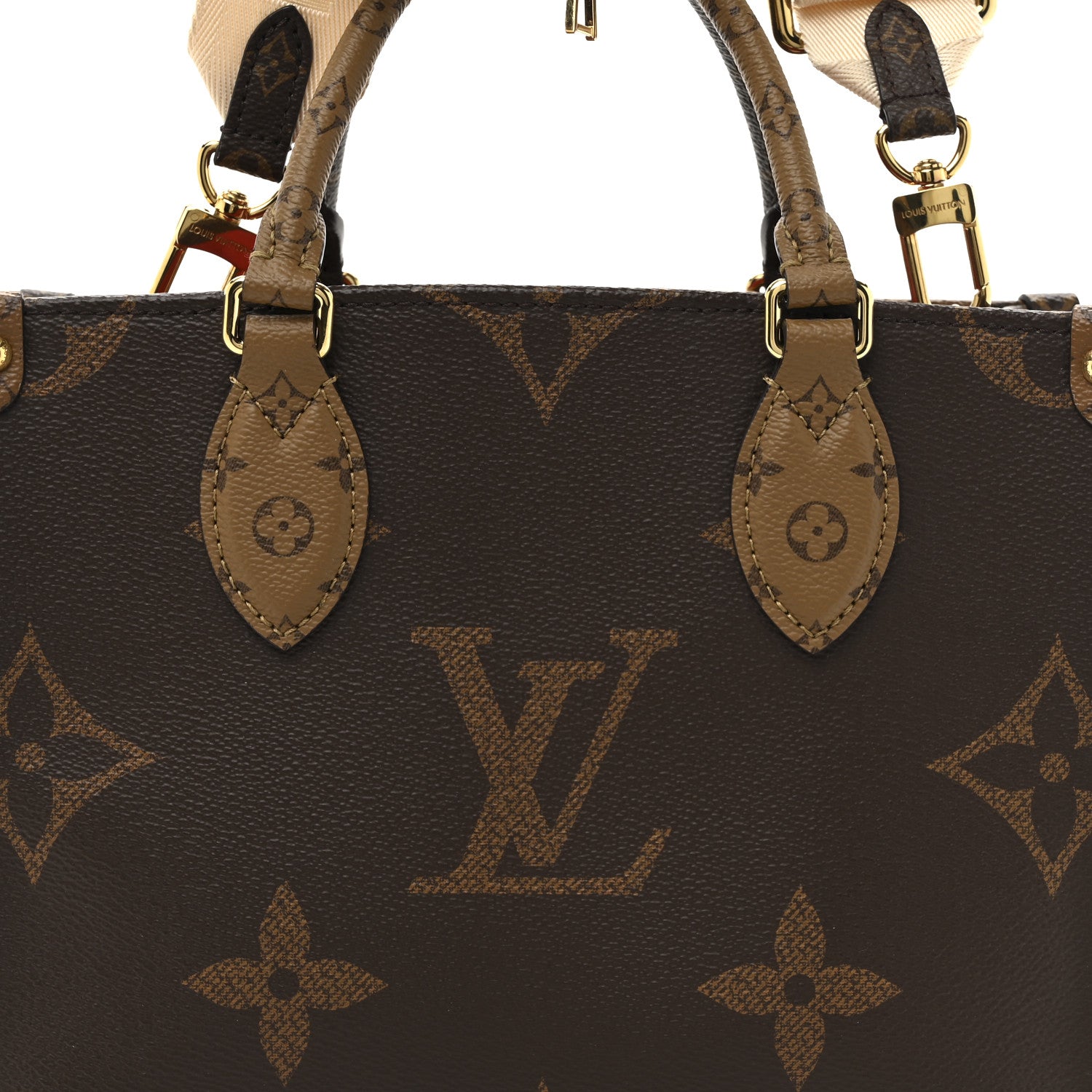Louis Vuitton Reverse Monogram Giant Onthego PM 7 of 13