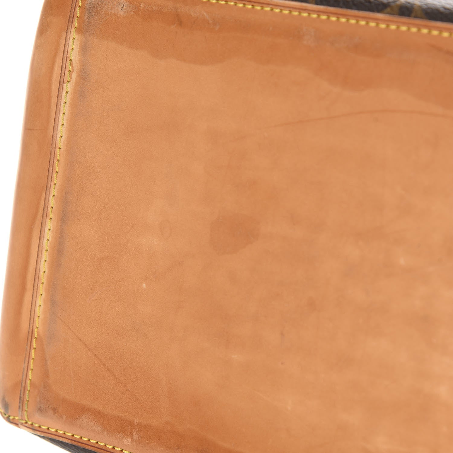 Louis Vuitton Monogram Cabas Mezzo 12 of 14