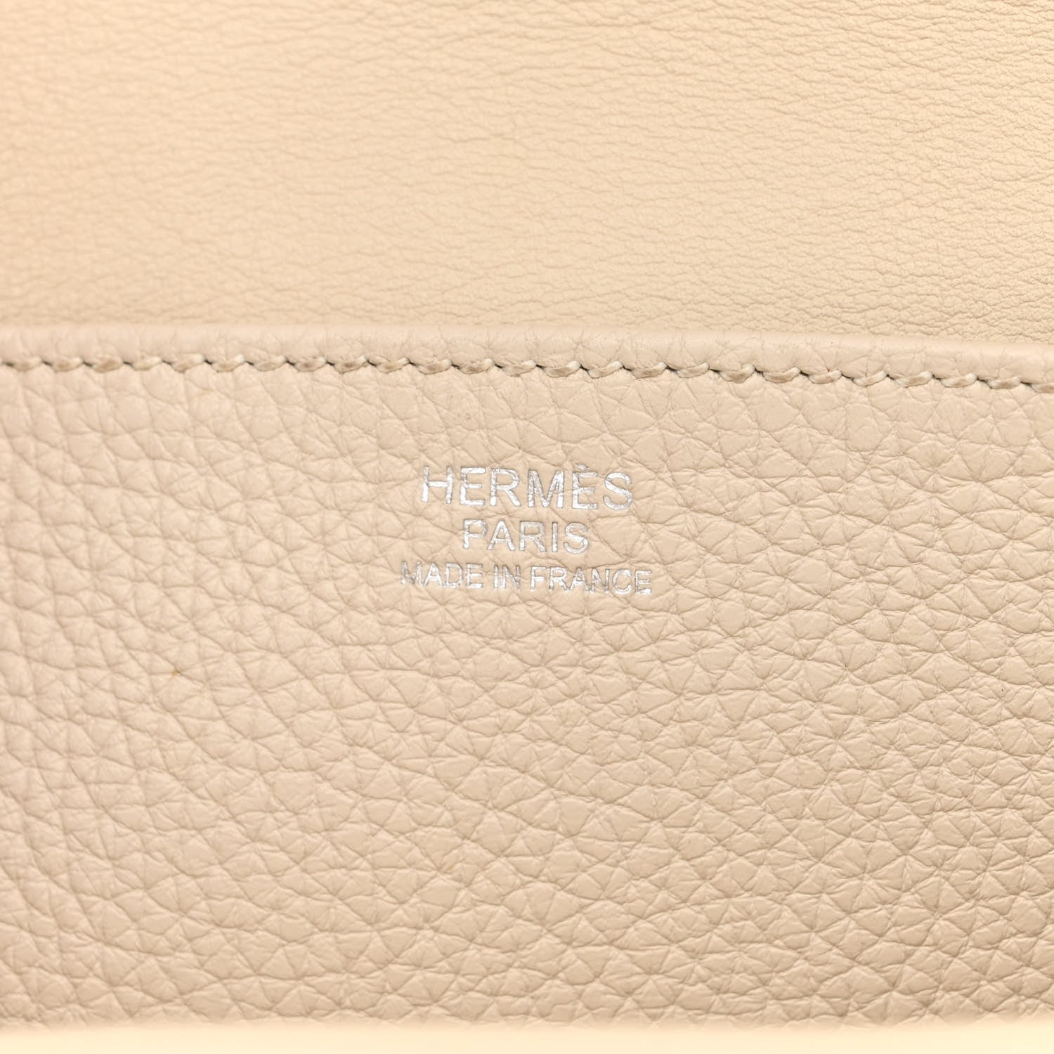 Hermes Taurillon Clemence Halzan 31 GM Craie 6 of 15