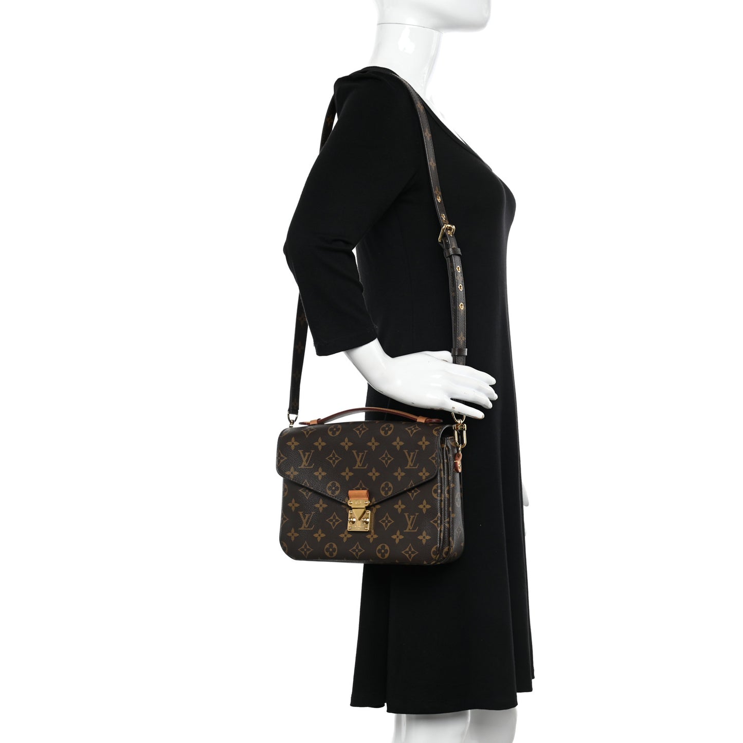 Monogram Pochette Metis