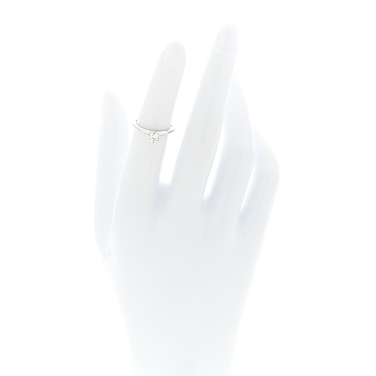 Platinum Diamond .32ct Solitaire Engagement Ring 47 4