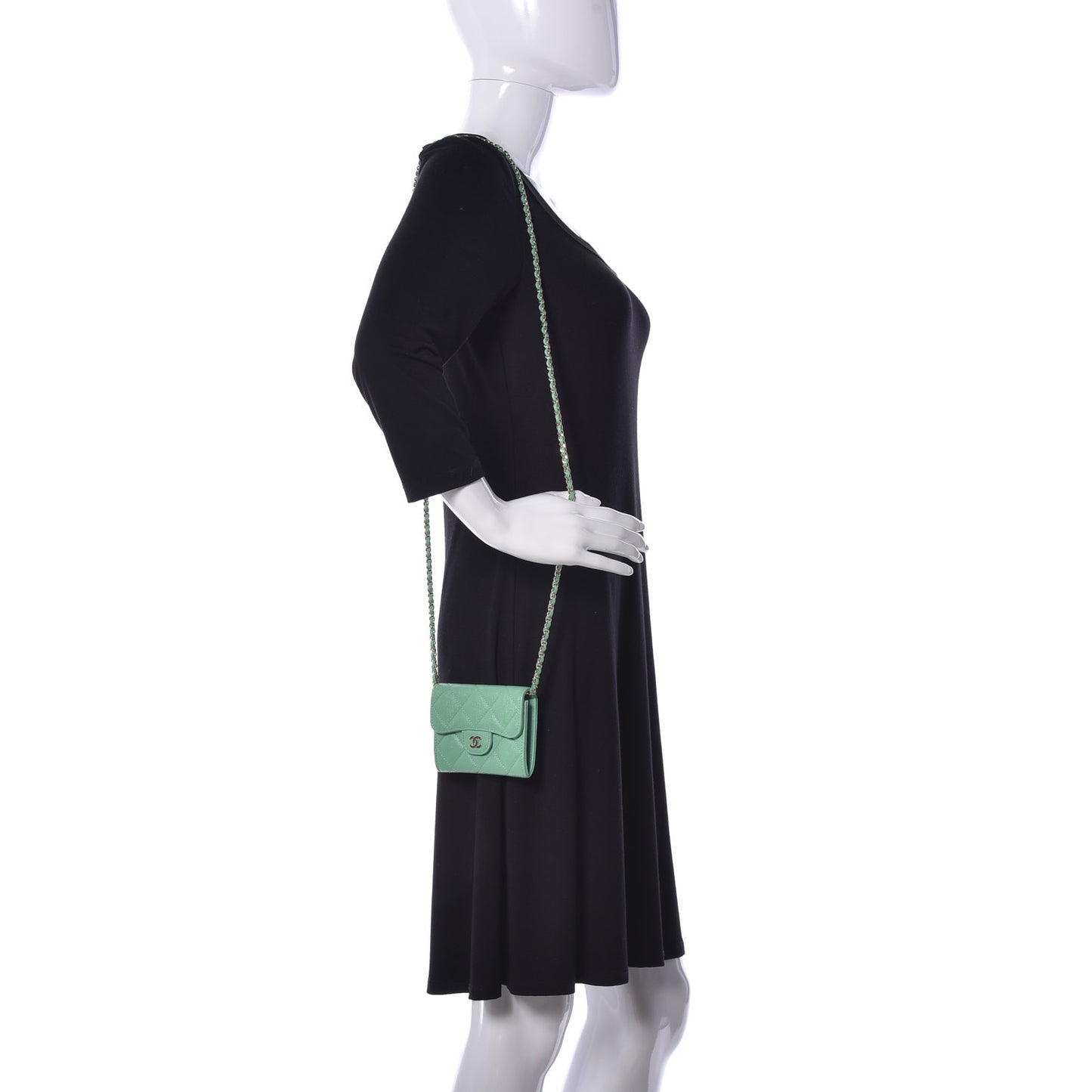Caviar Quilted Flap Card Holder On Chain Light Green