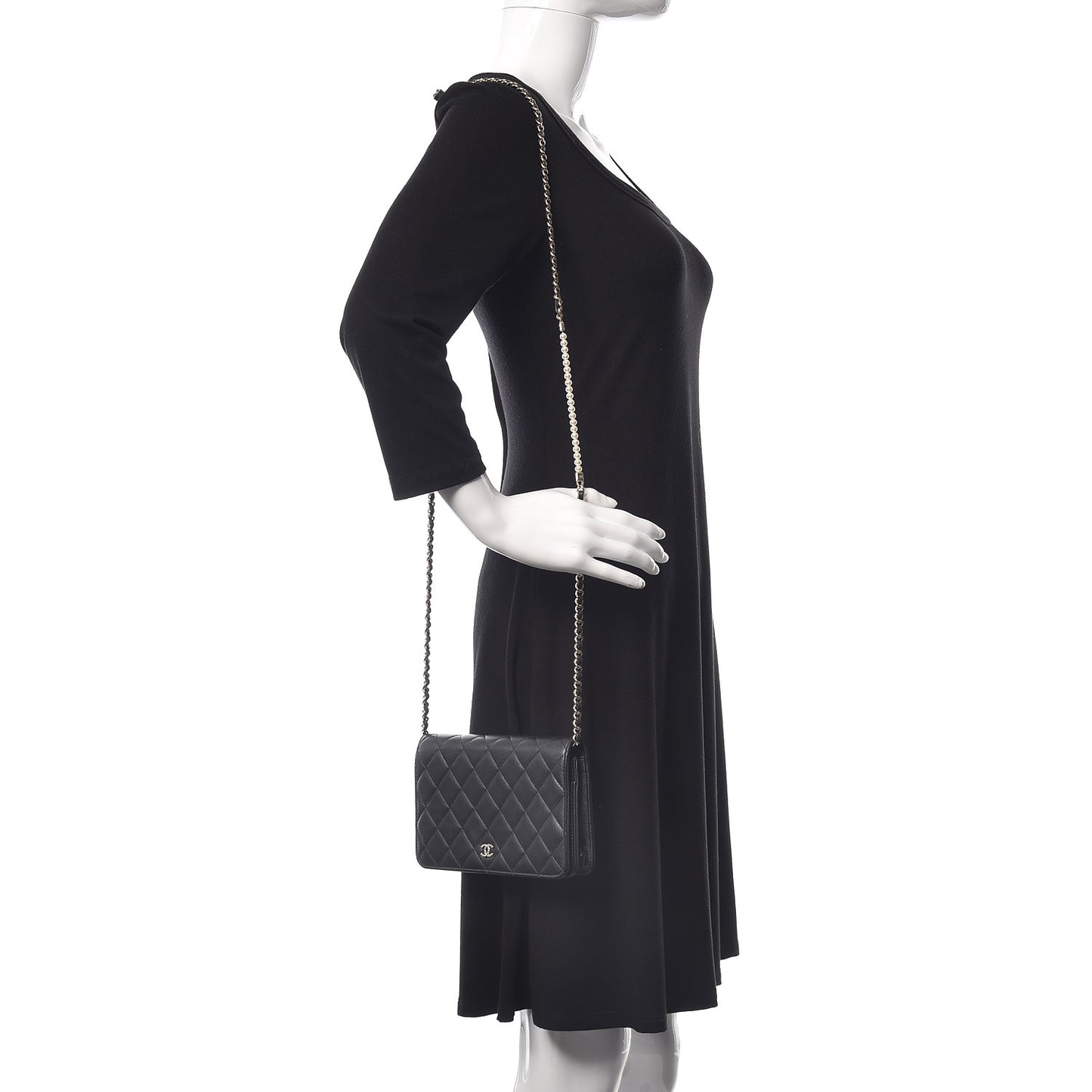 Iridescent Lambskin Quilted Pearl Wallet On Chain WOC Black