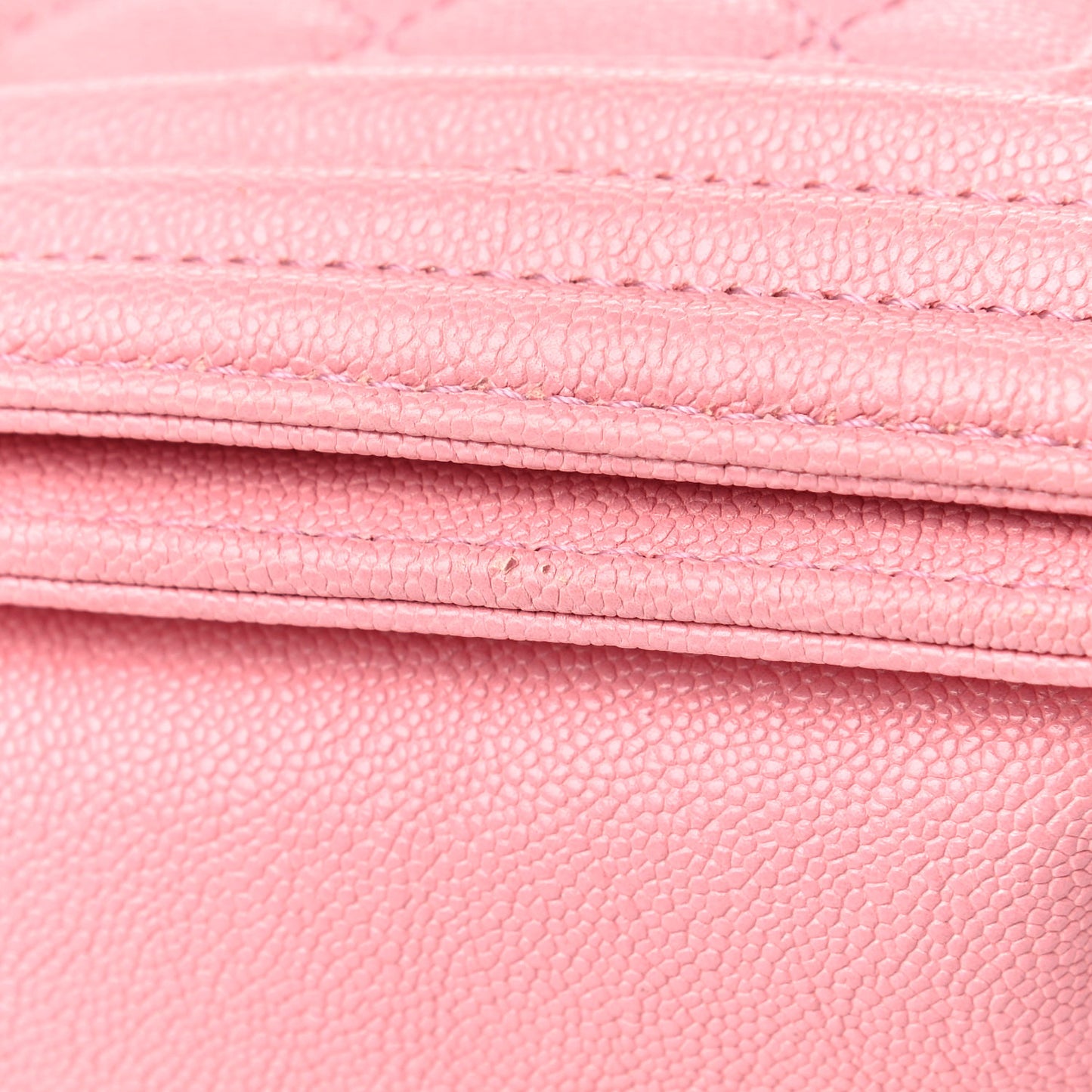Caviar Quilted Medium Boy Flap Pink