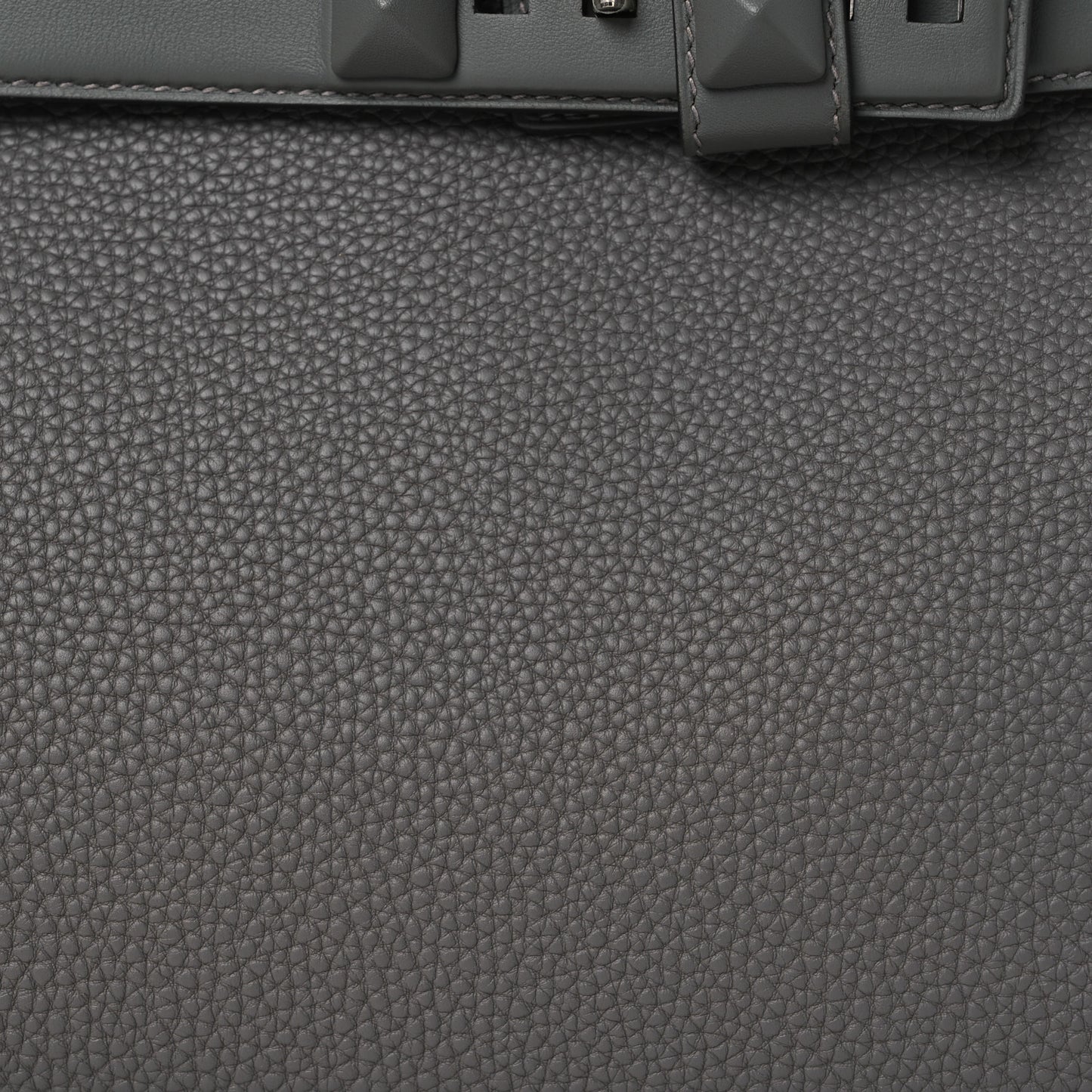 Togo Swift Medor Bag Gris Meyer
