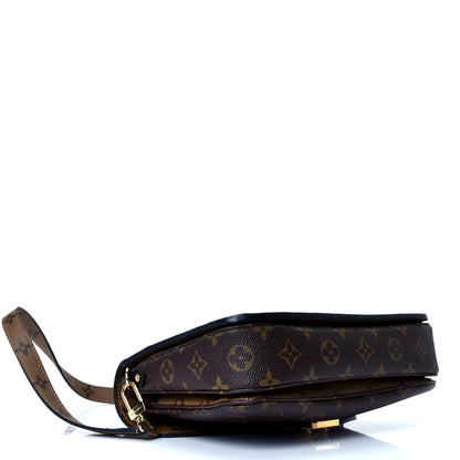 Louis Vuitton Reverse Monogram Pochette Metis 3 of 4