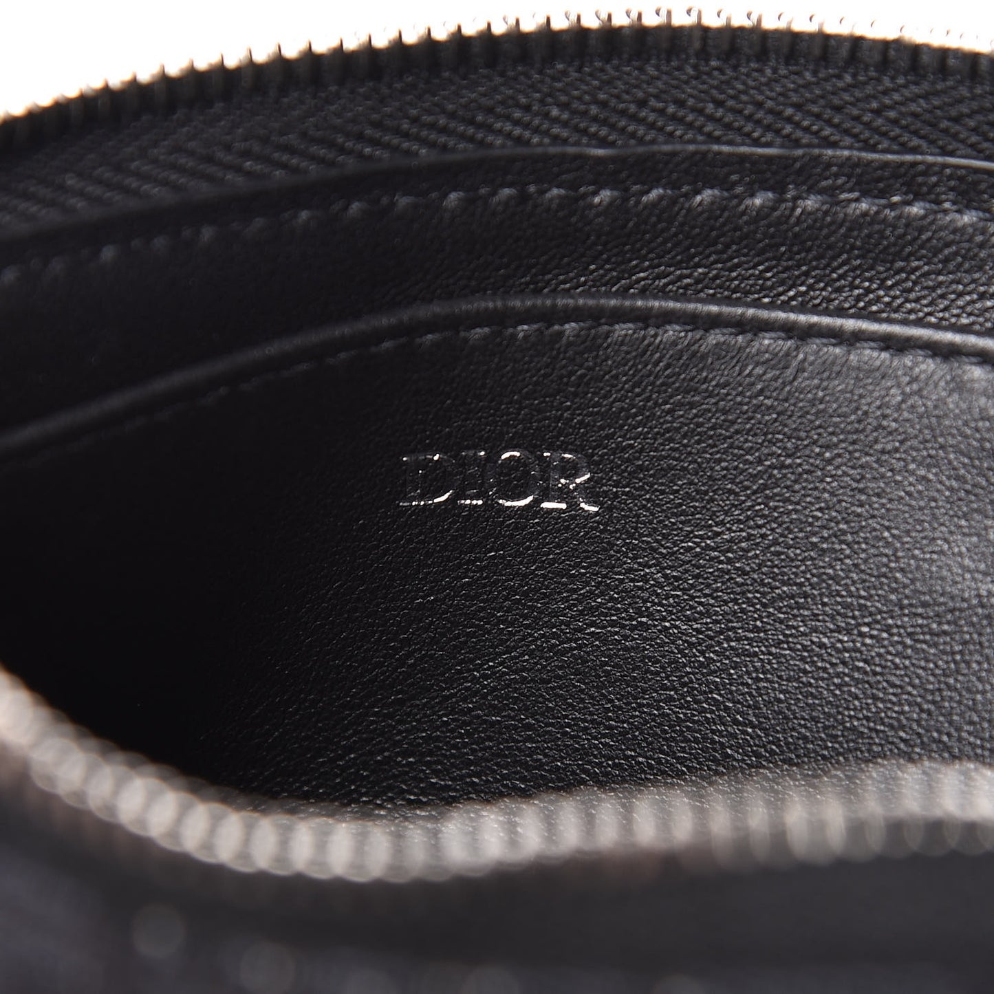 Oblique Zipped Card Holder Black