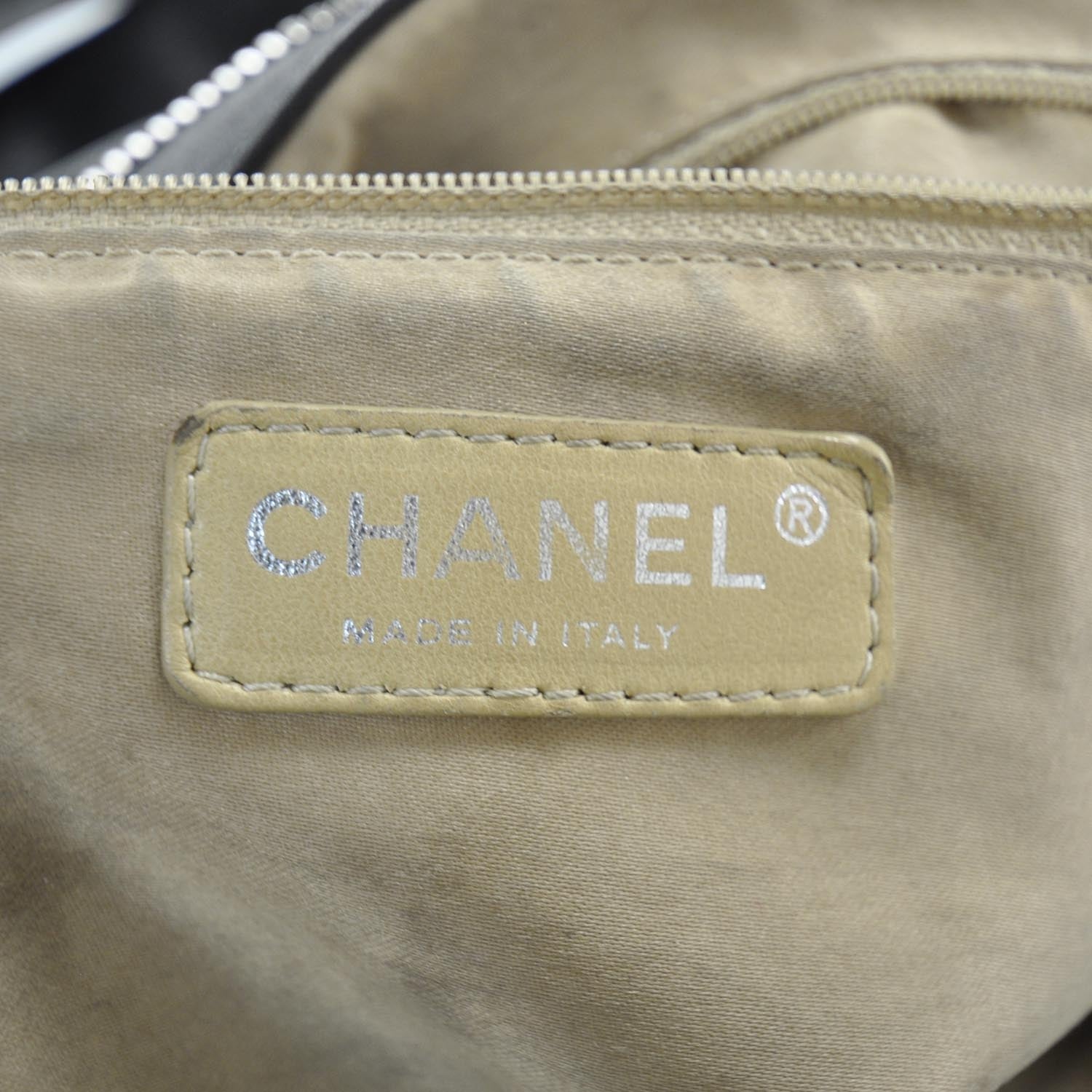 Chanel Lambskin Large Edgy Hobo Black 9 of 12
