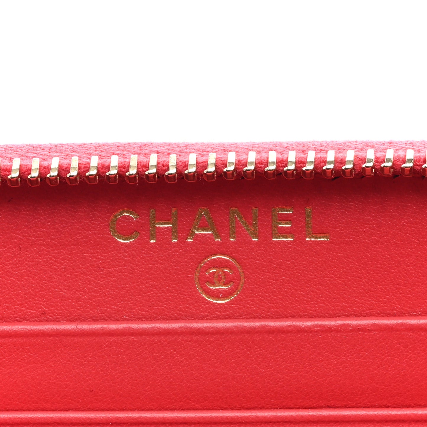 Caviar Quilted In & Out Zip Around Wallet Red