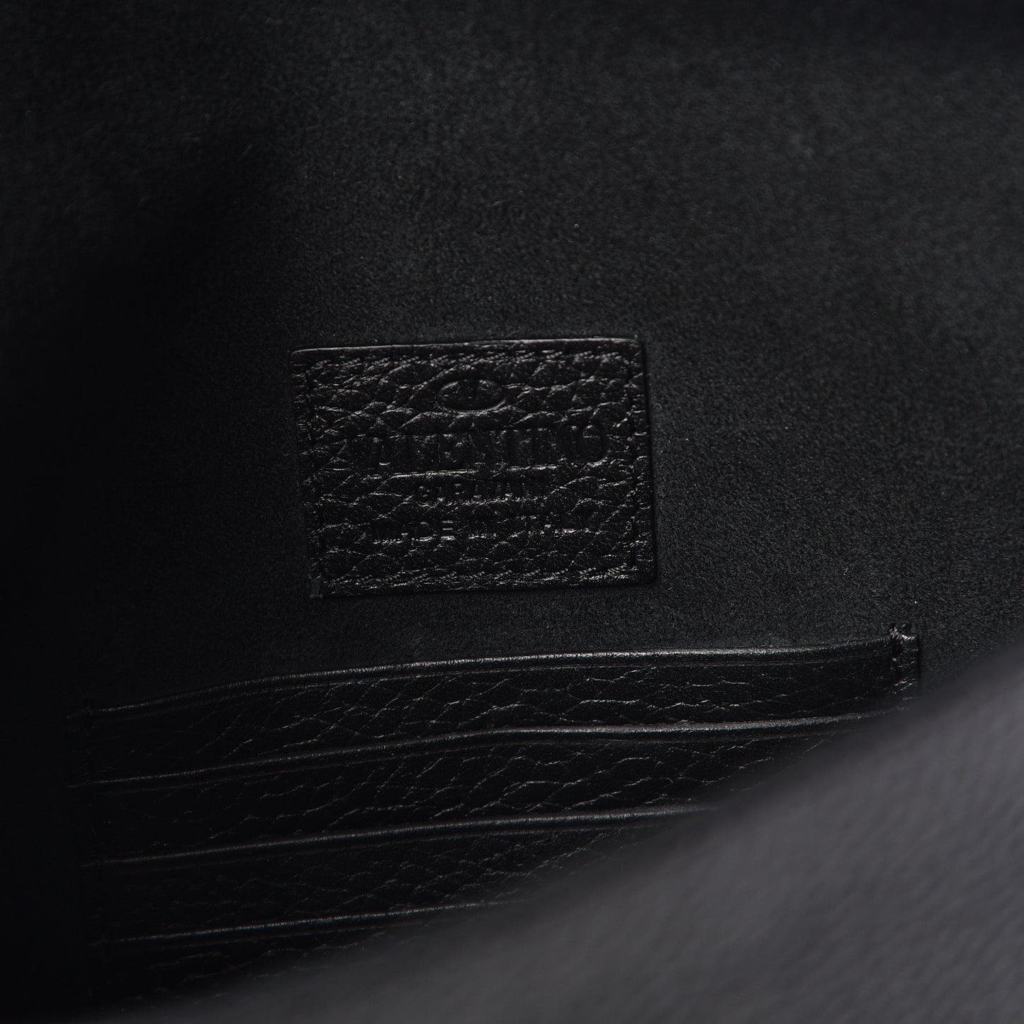Pebbled Calfskin Large Rockstud Envelope Clutch Black