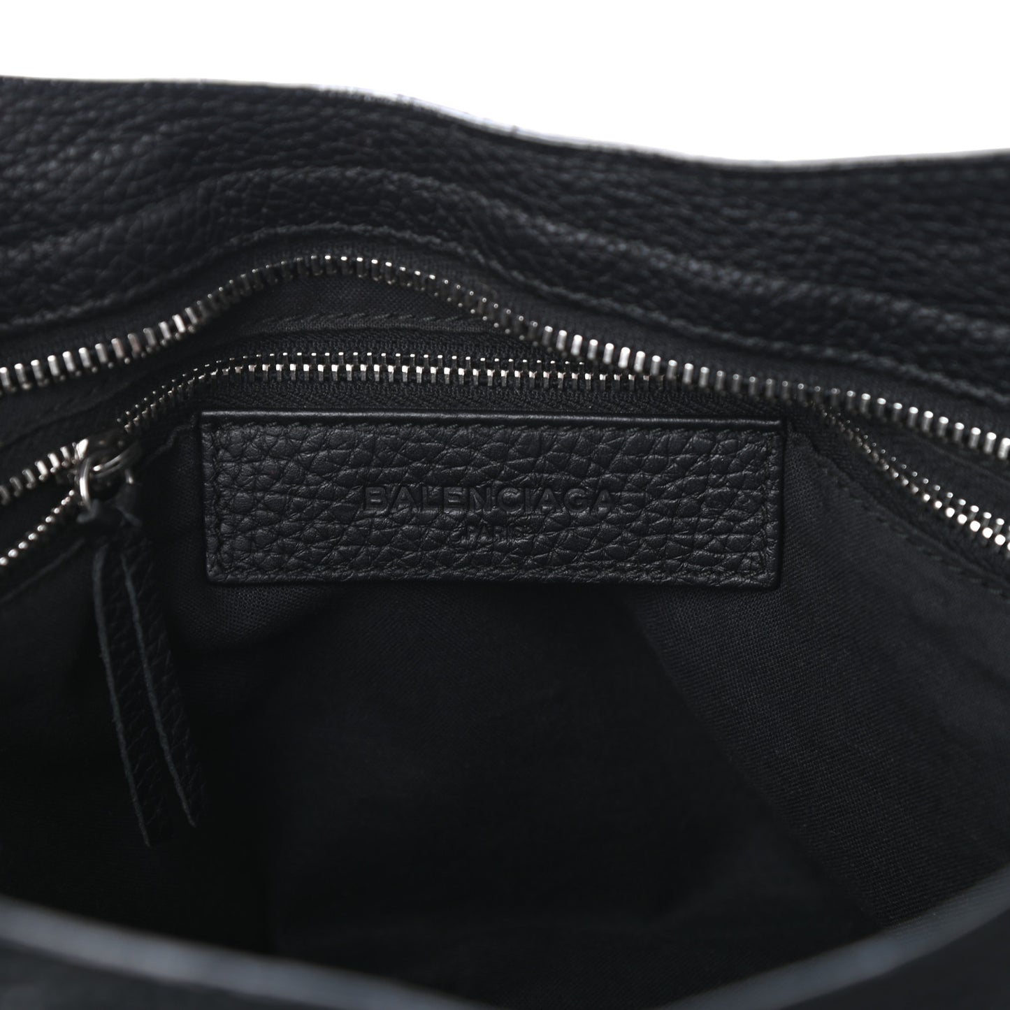 Vibrato Calfskin Classic Silver Hardware City Black