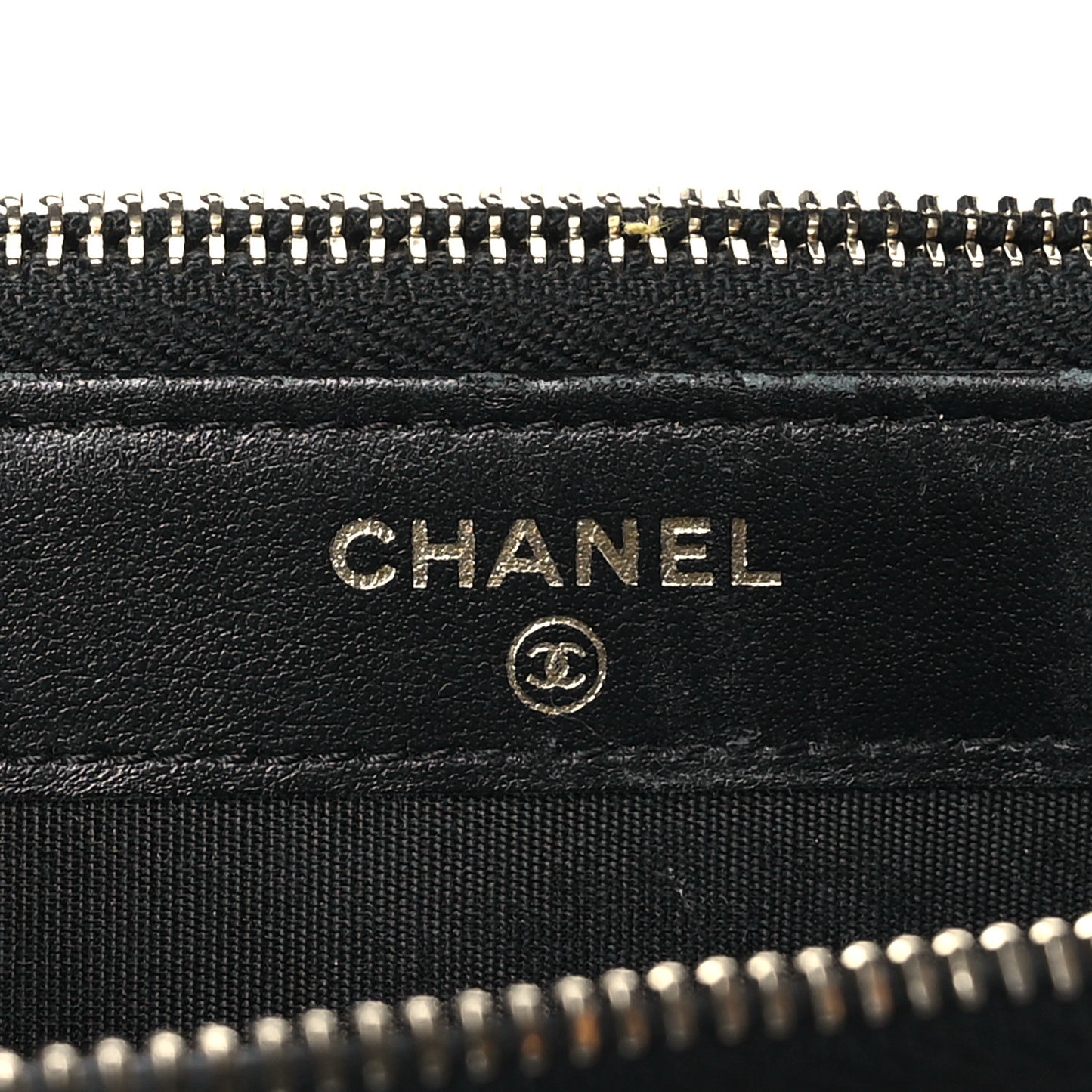 Caviar Quilted Small Boy Clutch With Chain Black