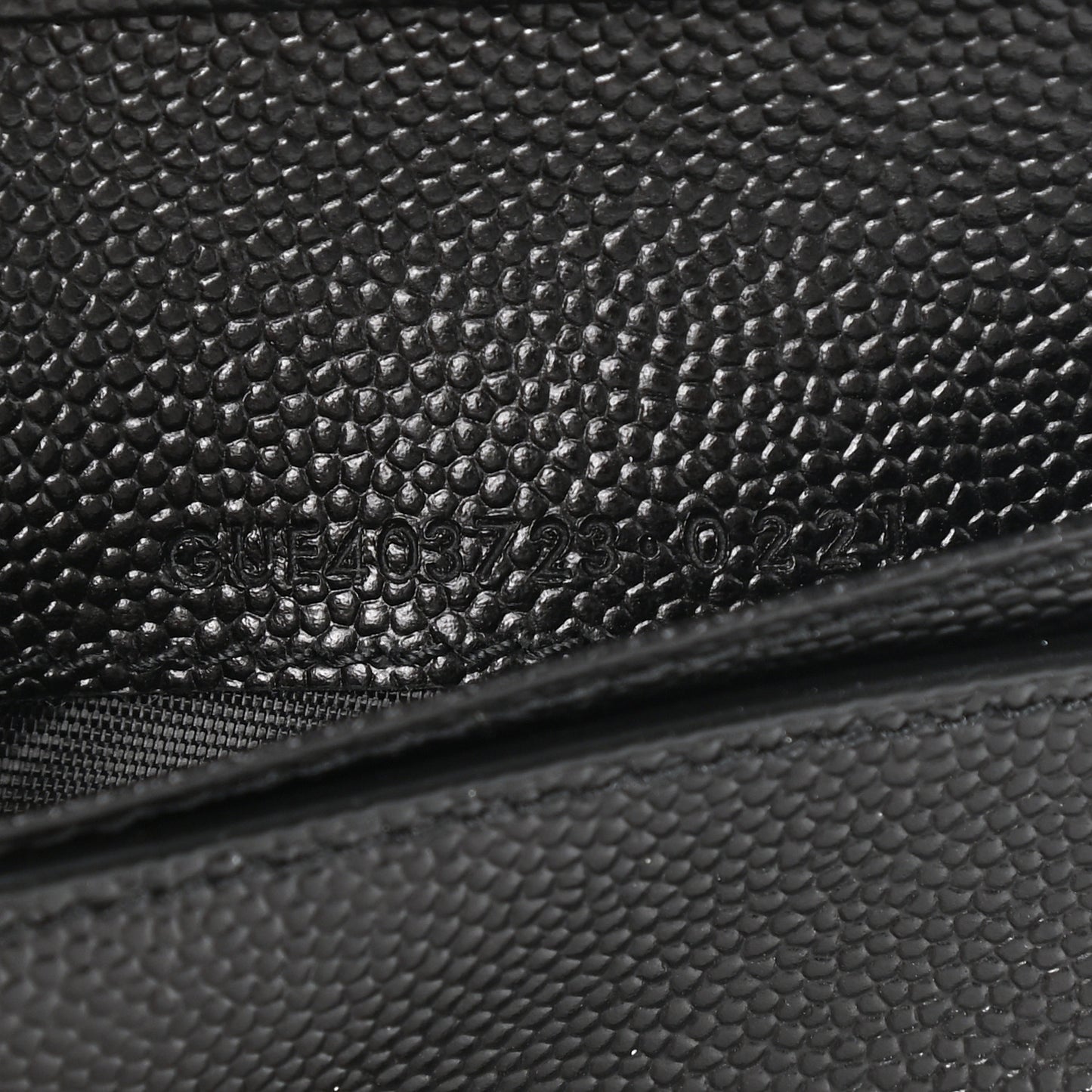 Grain De Poudre Matelasse Chevron Monogram Compact Zip Around Wallet Black