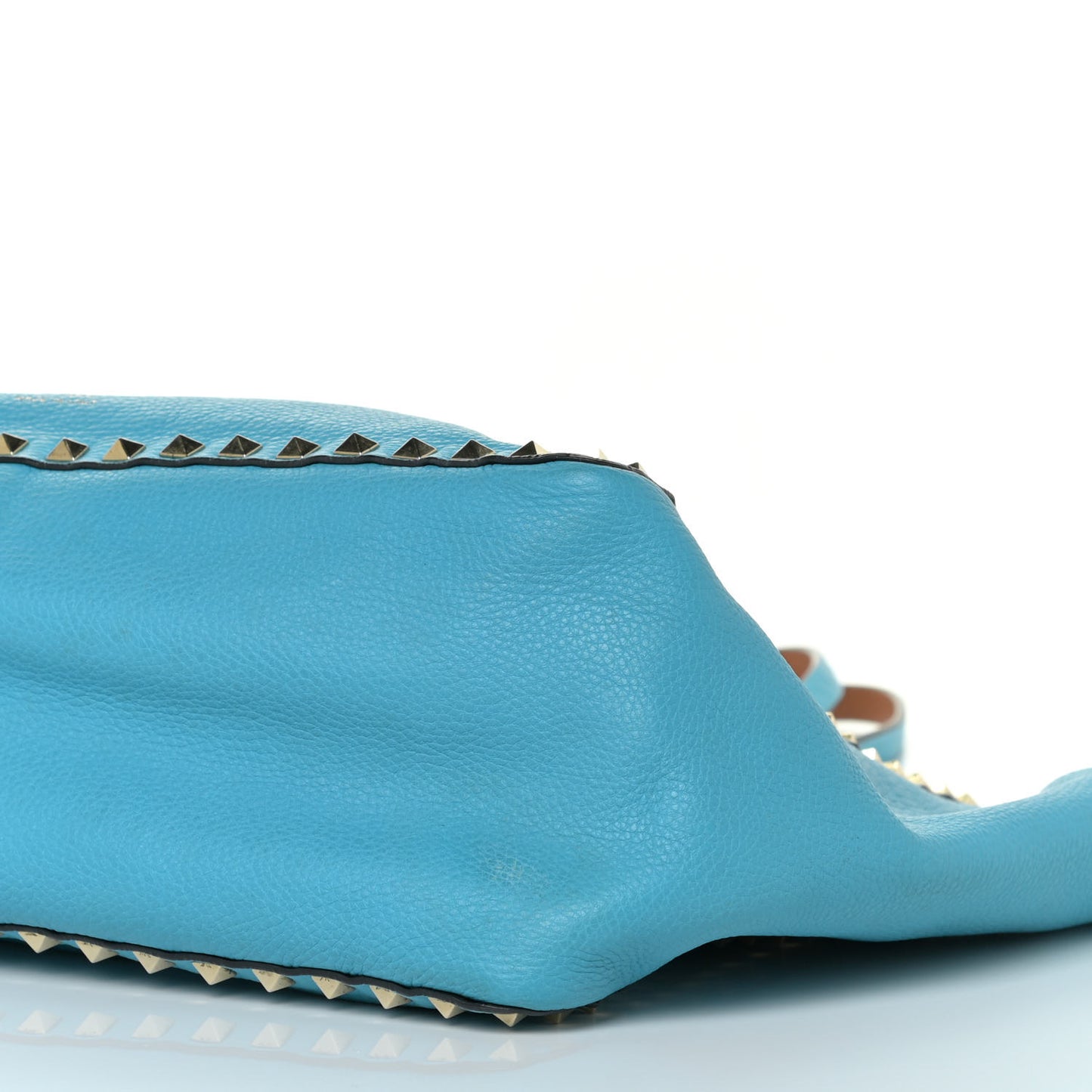 Grained Calfskin Medium Rockstud Reversible Tote Parrot Light Cuir