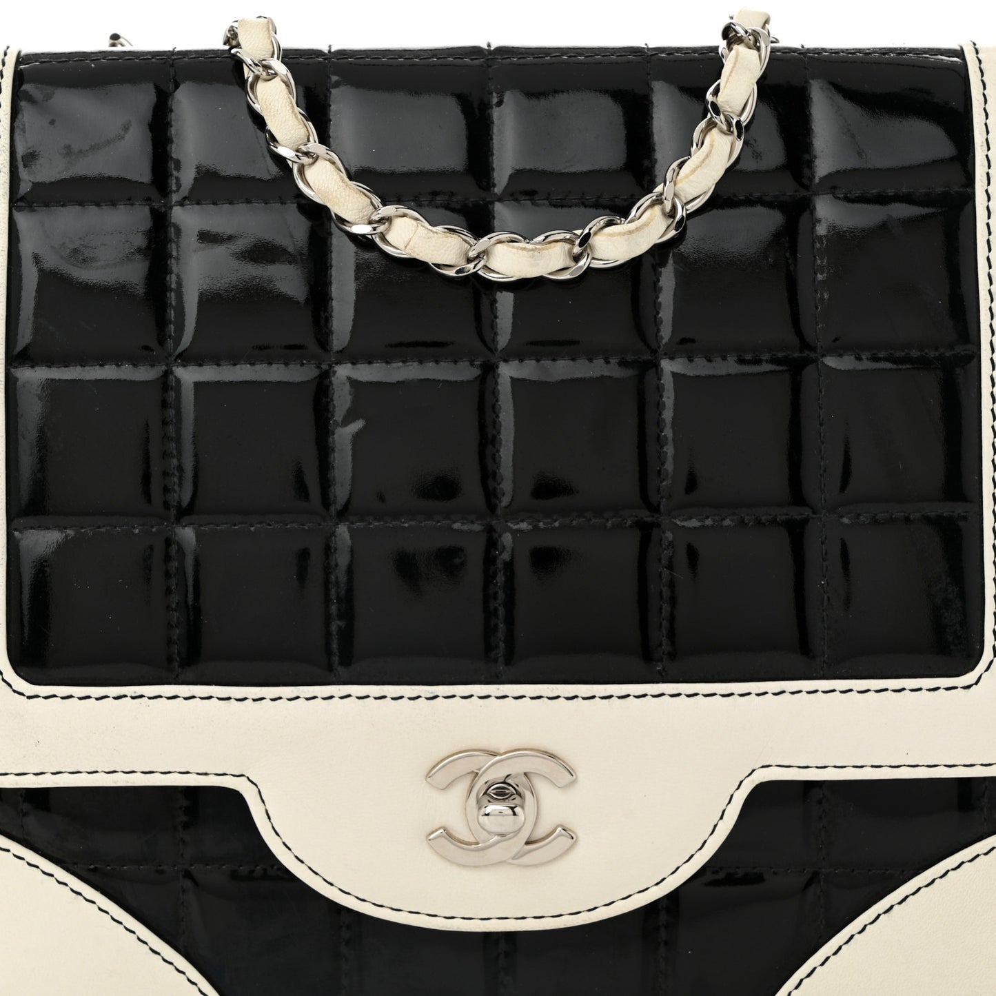 Lambskin Patent Chocolate Bar Flap Black White