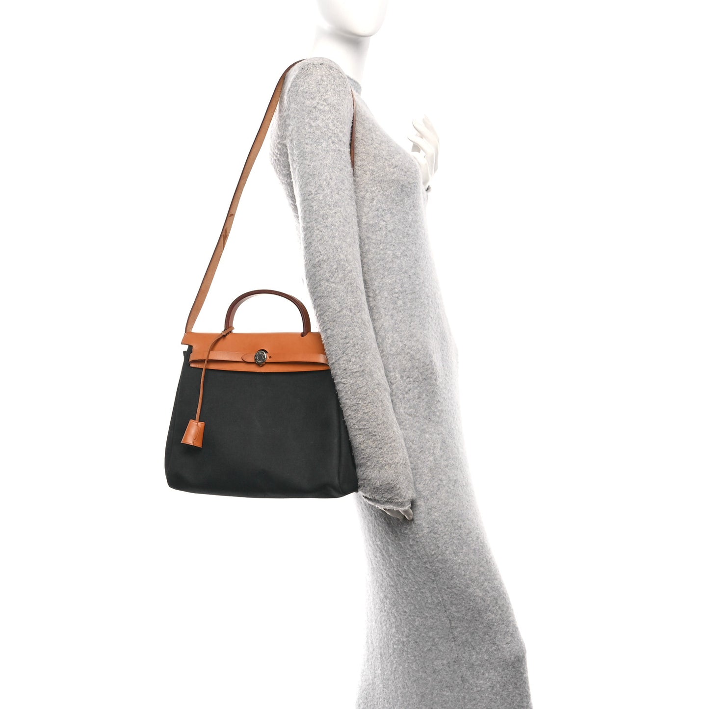 Toile Vache Calfskin Herbag 30 PM Black Natural