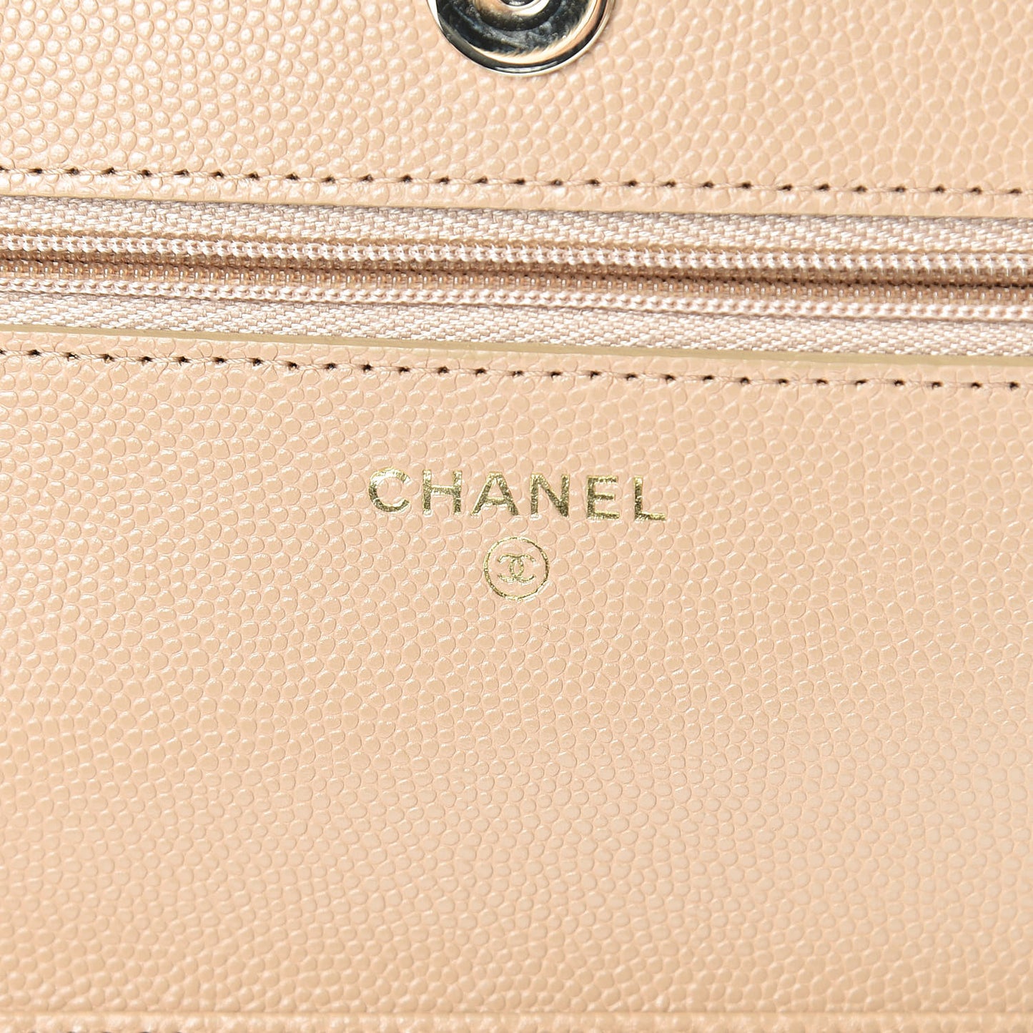 Caviar Quilted Wallet On Chain WOC Beige