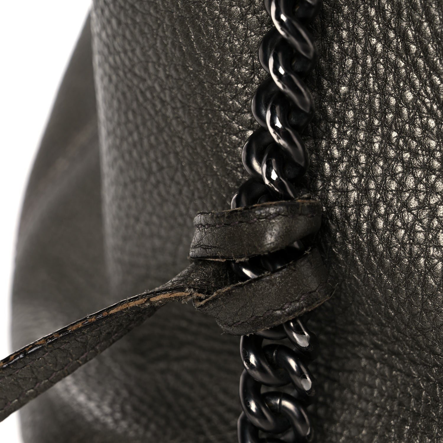 Gucci Metallic Pebbled Calfskin Medium Soho Chain Shoulder Bag Sasso 34 of 36