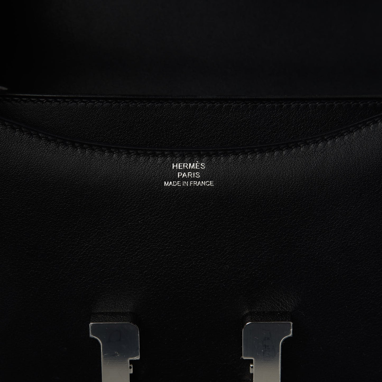 Swift Constance 18 Black
