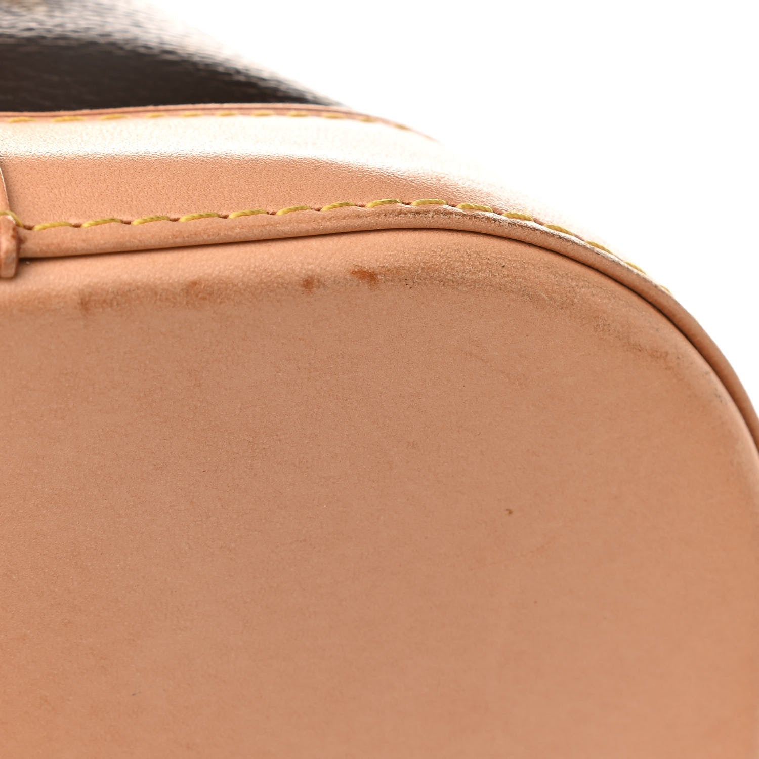 Louis Vuitton Monogram Alma GM 7 of 16