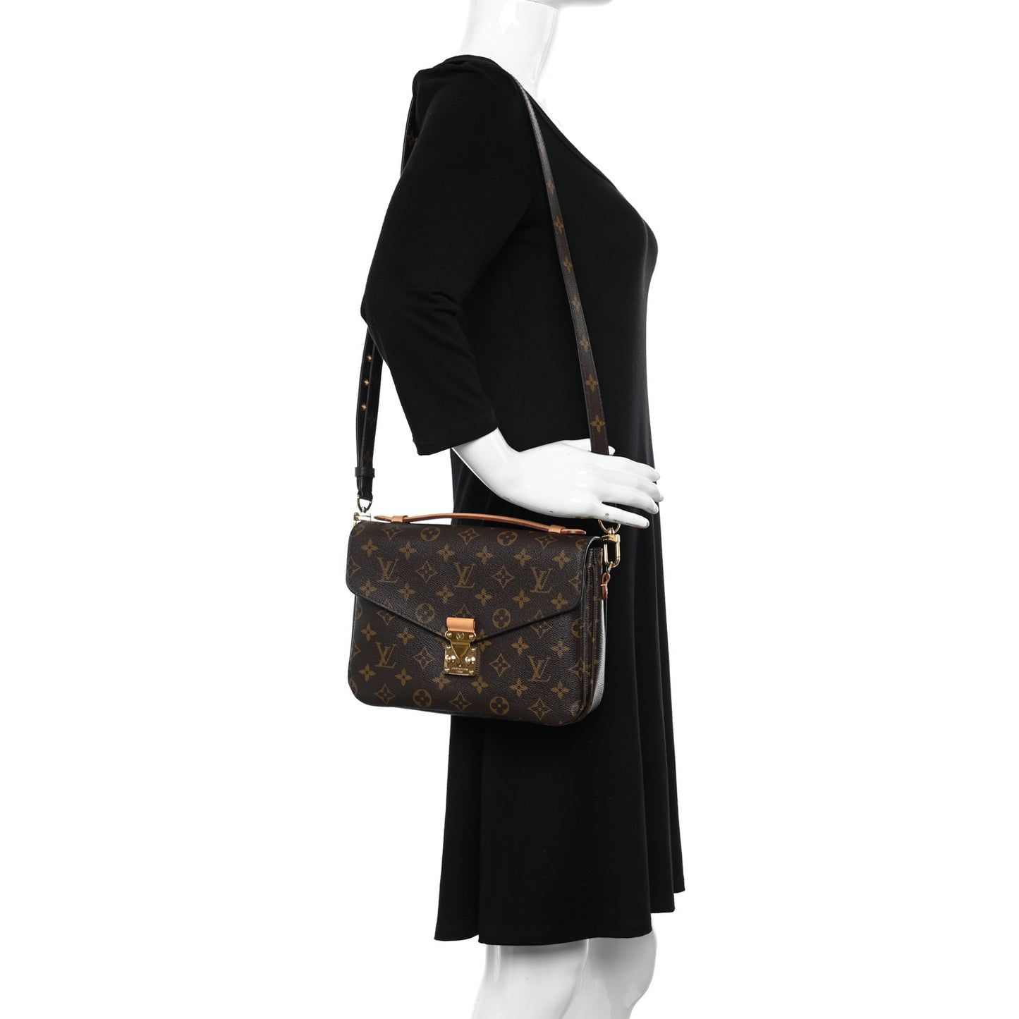 Monogram Pochette Metis