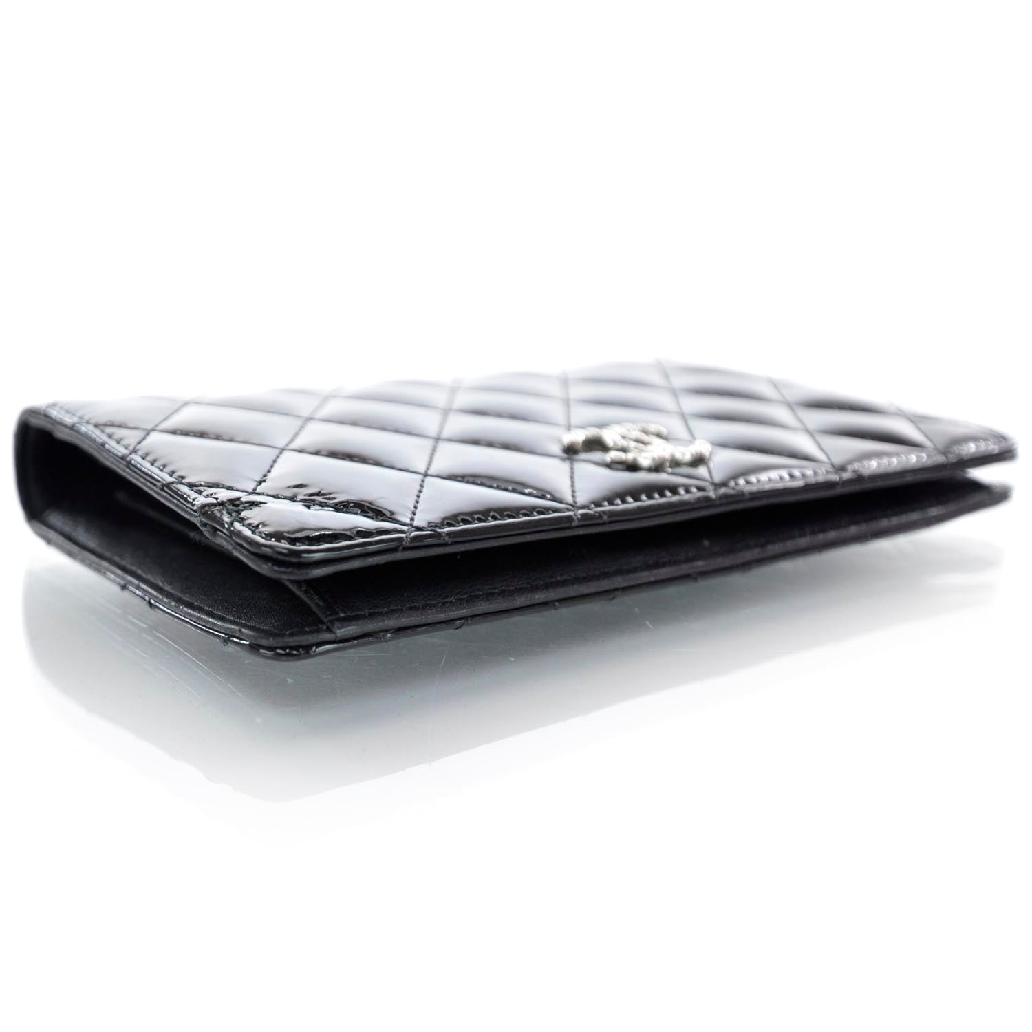 Chanel Patent Yen Wallet Black 4 of 10