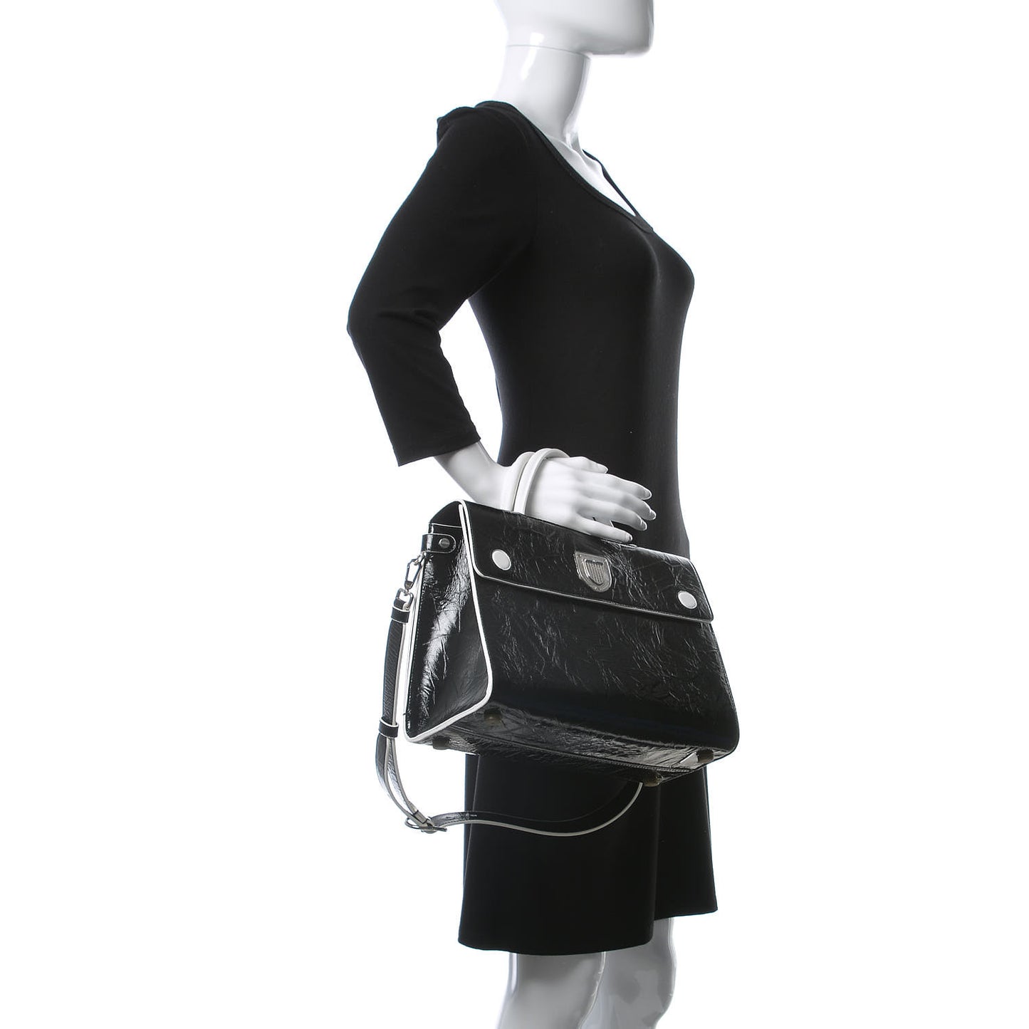 Crinkled Calfskin Medium Diorever Flap Black