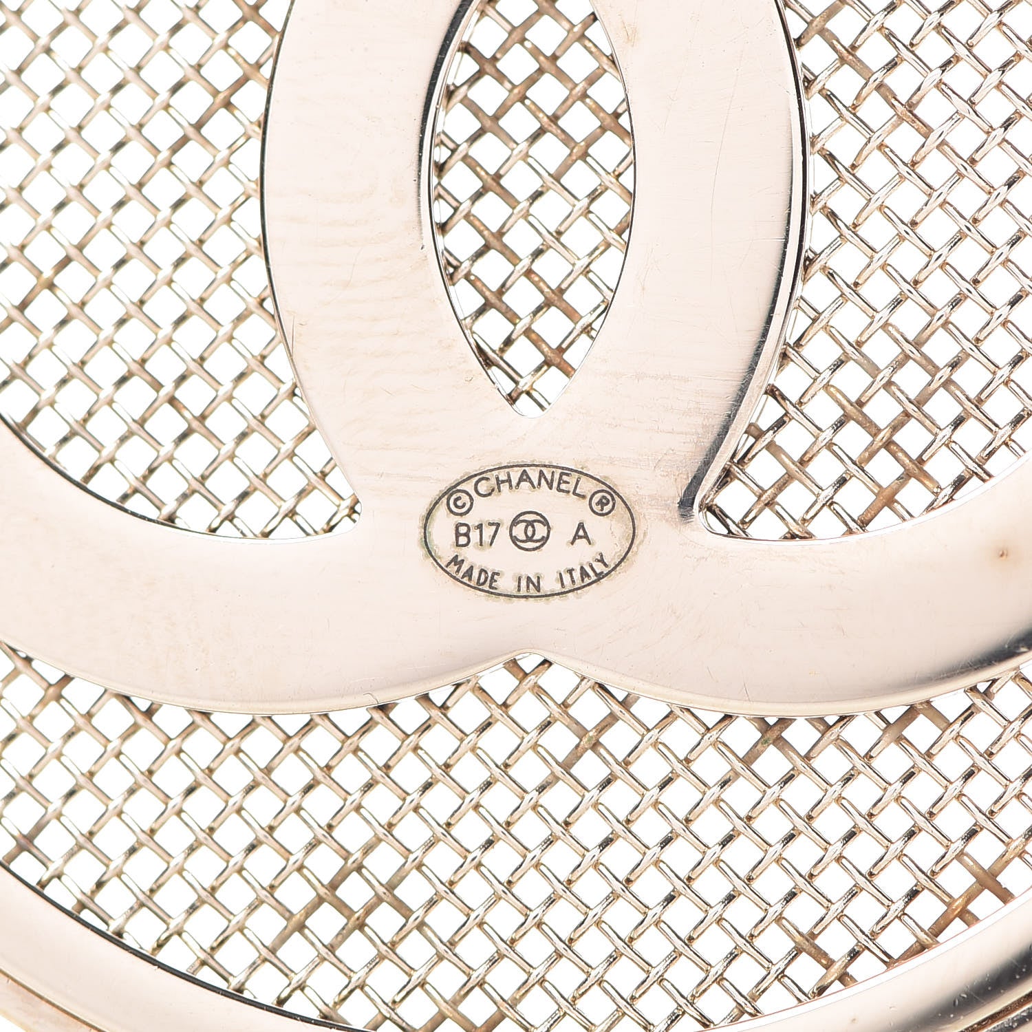 Chanel Mesh Circle CC Brooch Gold 4 of 4