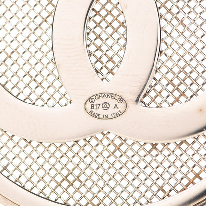 Chanel Mesh Circle CC Brooch Gold 4 of 4