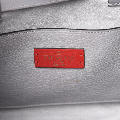 Valentino Garavani Grained Calfskin Rockstud Bucket Bag Pastel Grey 6 of 9