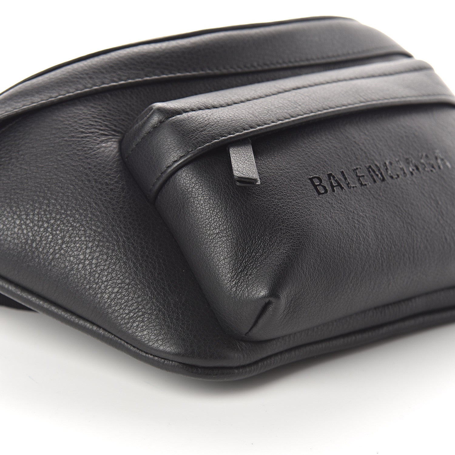 Balenciaga Smooth Calfskin Logo Large Everyday Beltpack Black 7 of 8