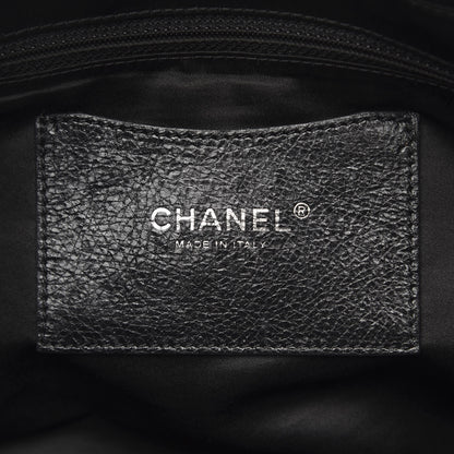 Chanel Glazed Calfskin Large On The Road Tote Black 7 of 14
