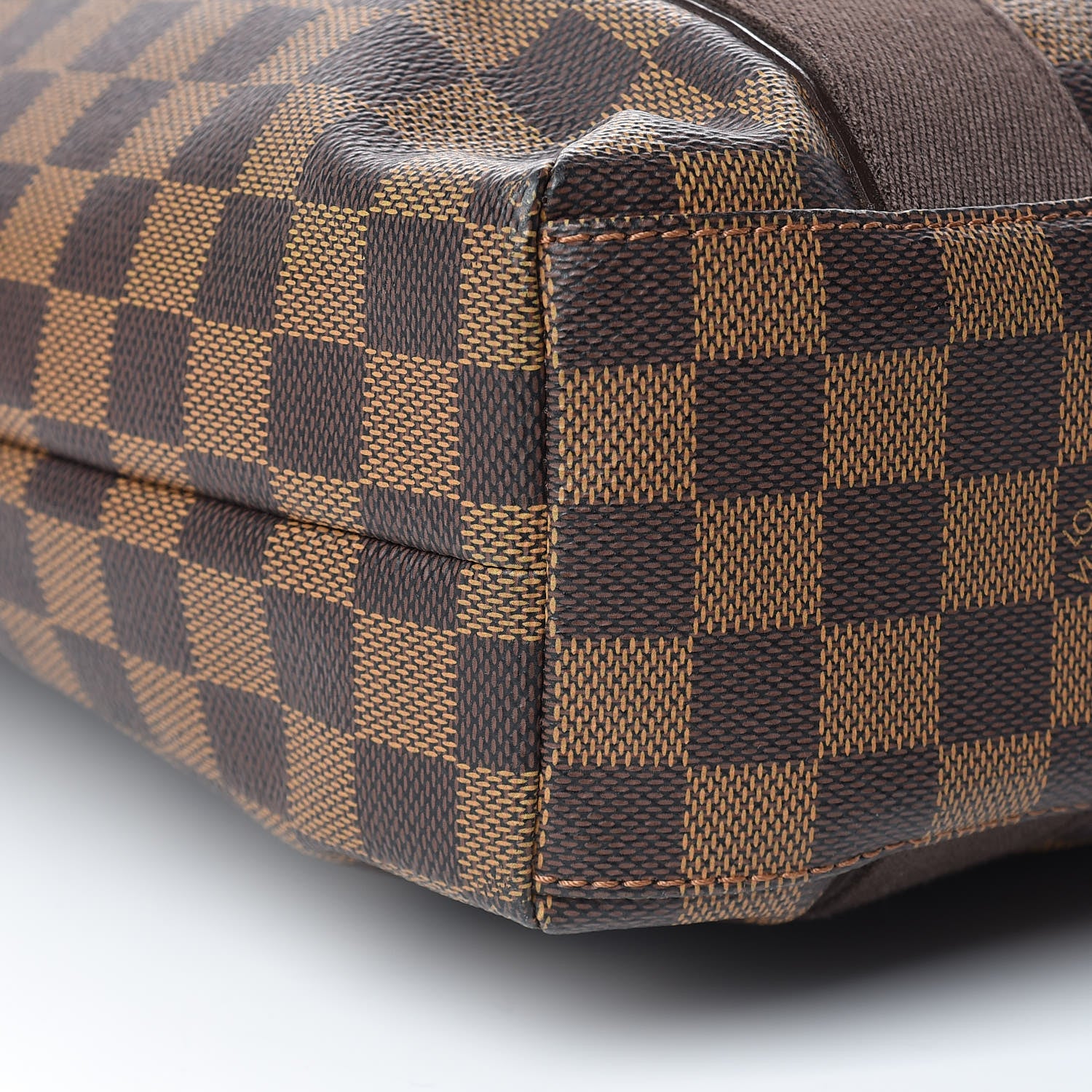 Louis Vuitton Damier Ebene Beaubourg 9 of 10
