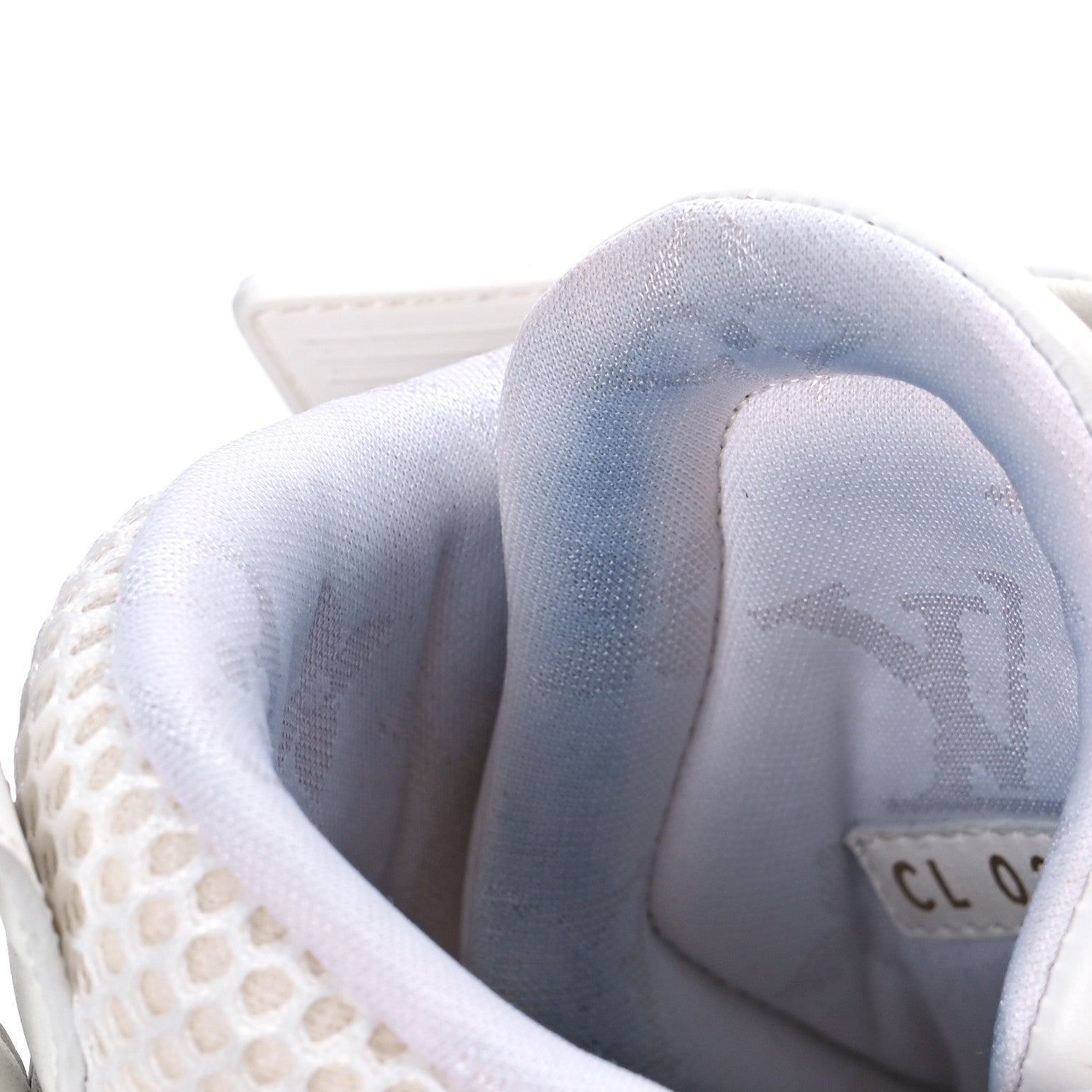 Louis Vuitton Metallic Calfskin Embossed Monogram Boombox Sneakers 38 White Silver 14 of 16