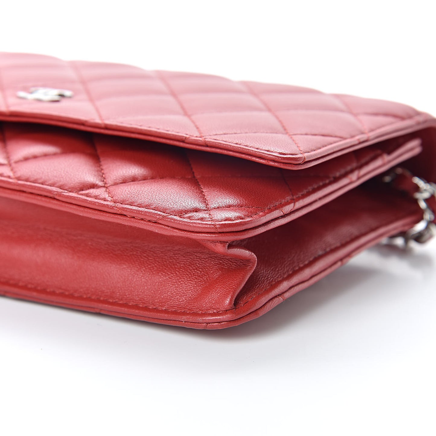 Lambskin Quilted Wallet On Chain WOC Red