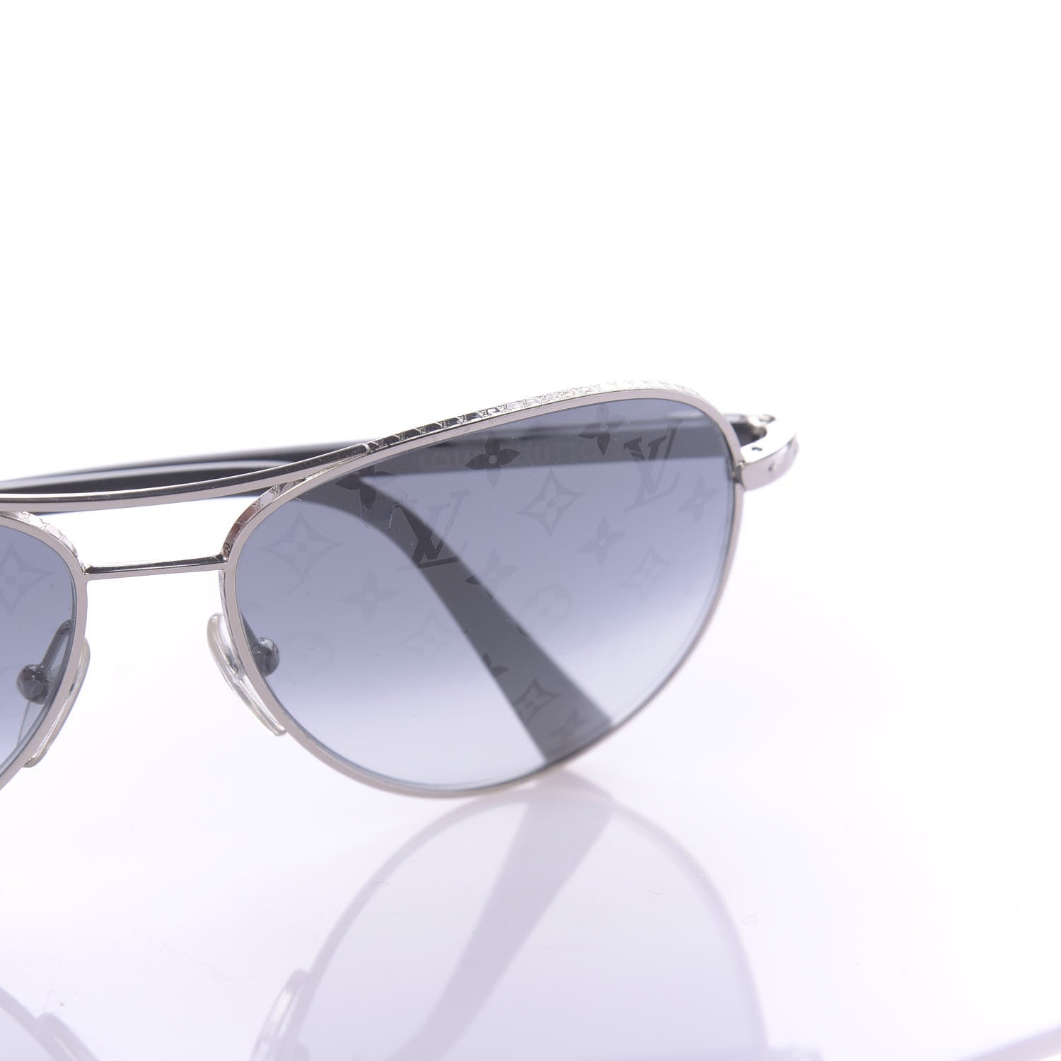 Louis Vuitton Monogram Conspiration Pilote Sunglasses Z0165U Argent 7 of 7