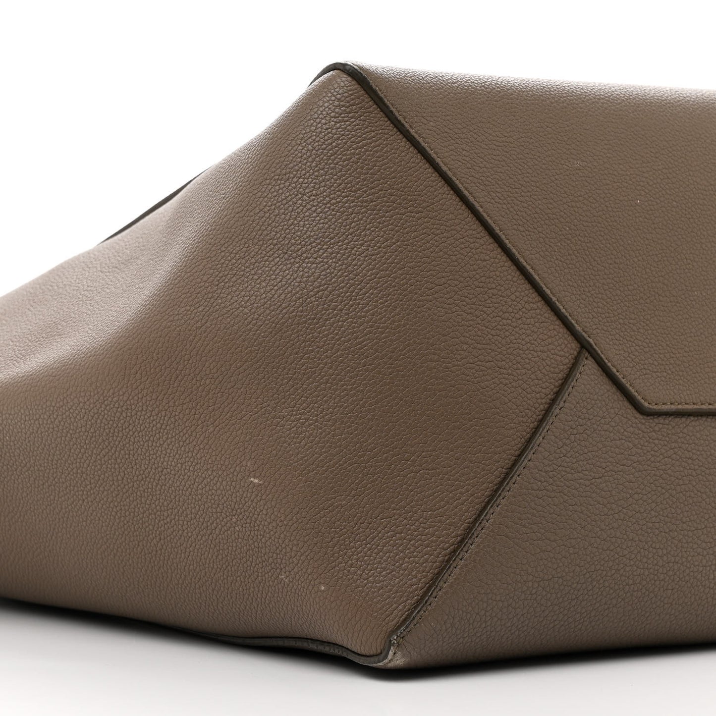 Soft Grained Calfskin Medium Belt Cabas Phantom Taupe
