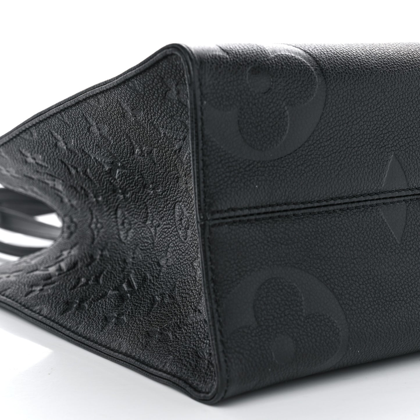 Empreinte Monogram Giant OnTheGo MM Black