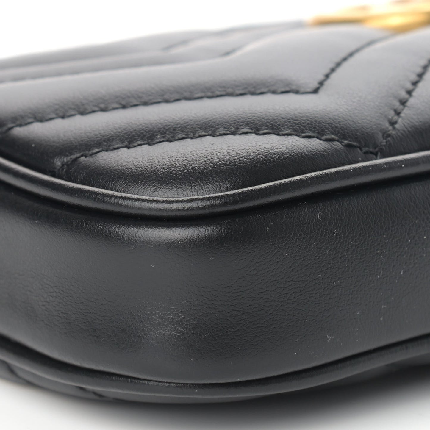 Calfskin Matelasse Mini GG Marmont Chain Crossbody Bag Black