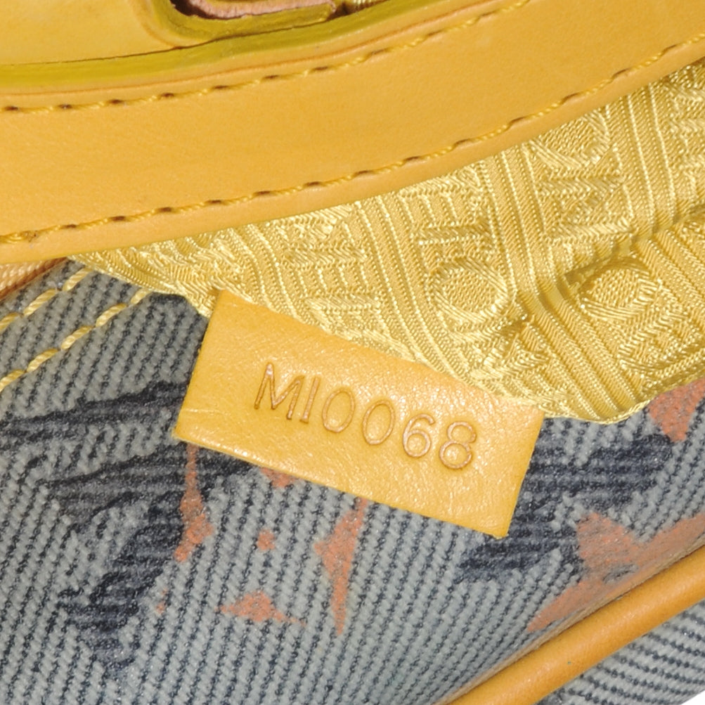 Monogram Pulp Defile Weekender PM Yellow