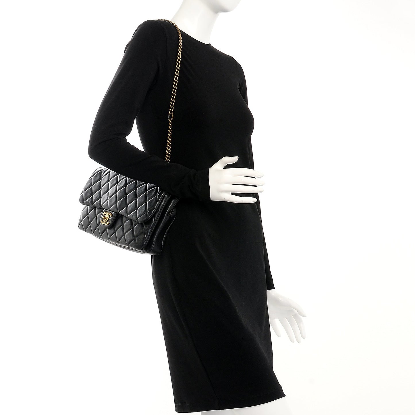 Calfskin Quilted Medium CC Crown Flap Black