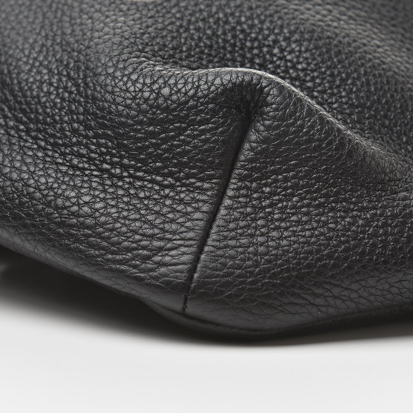 Grained Calfskin Logo Belt Bag Black