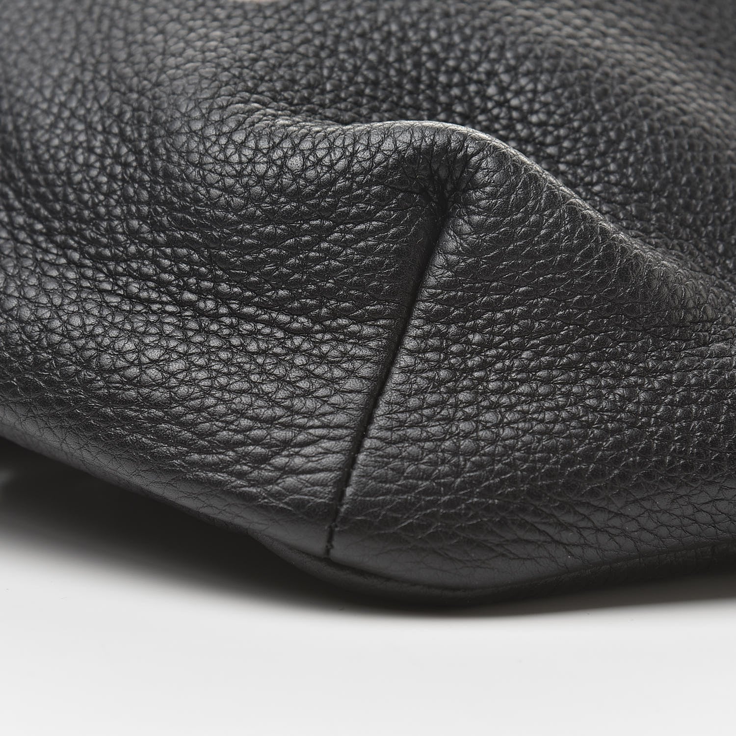 Gucci Grained Calfskin Logo Belt Bag Black 9 of 10