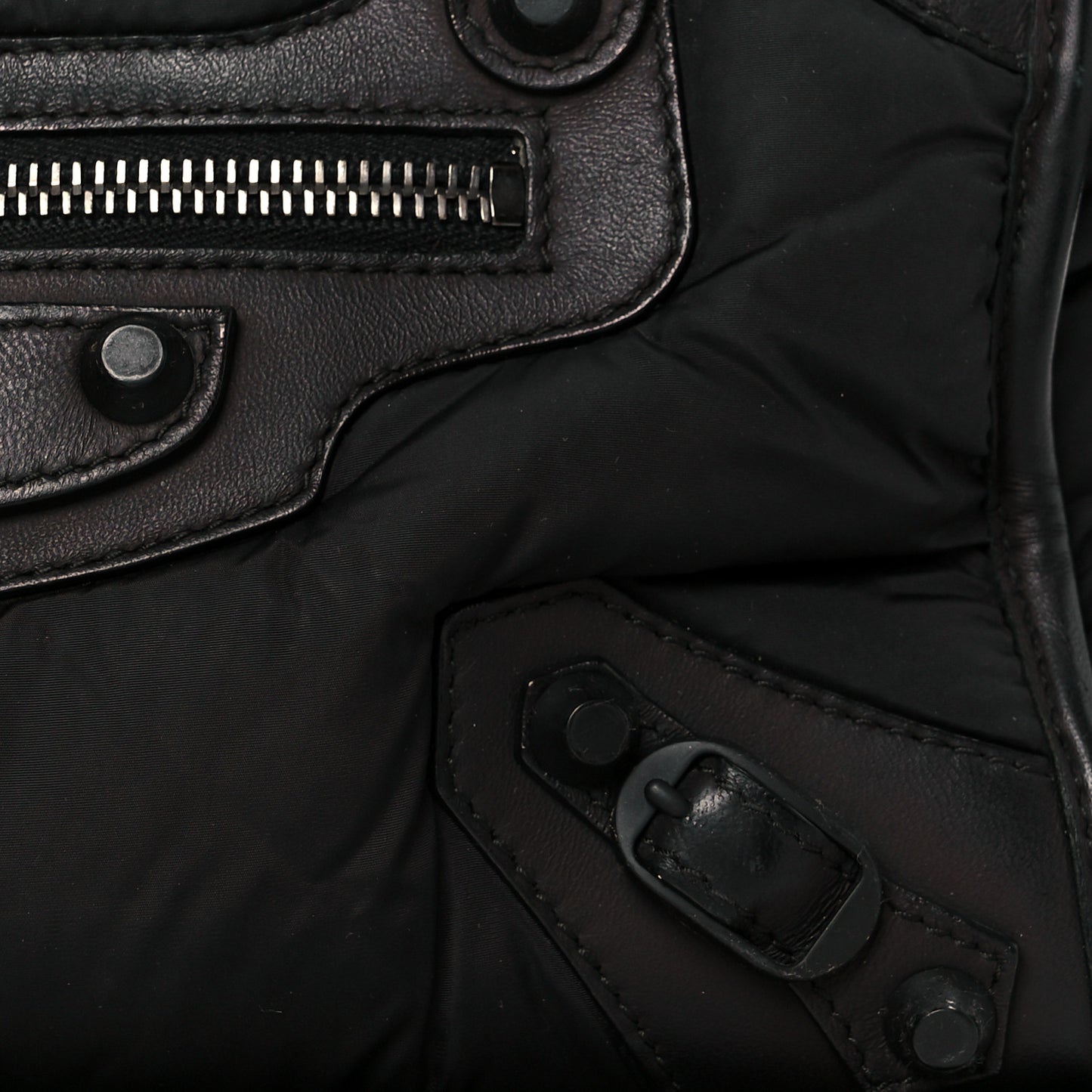 Nylon Agneau Classic Hardware Mini City Black