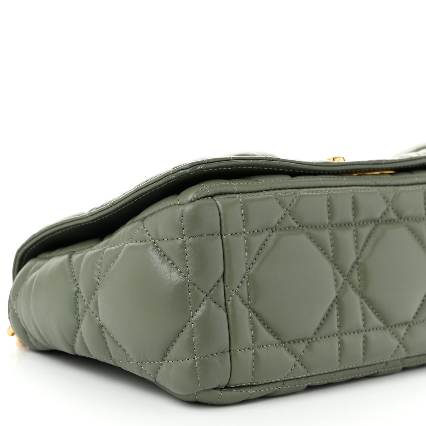 Calfskin Macrocannage Medium Caro Bag Cedar Green