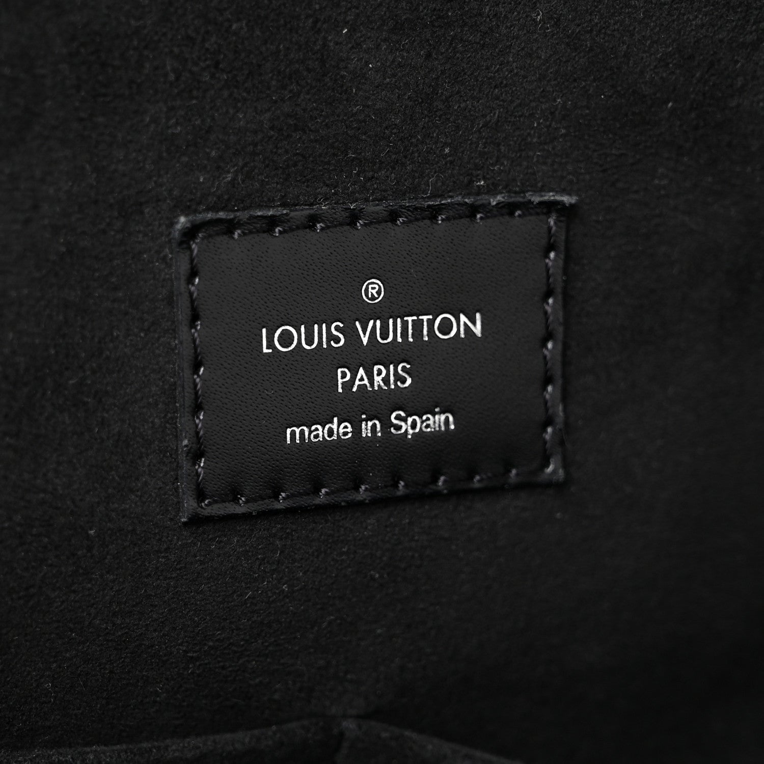 Louis Vuitton Epi Cluny BB Black 6 of 15