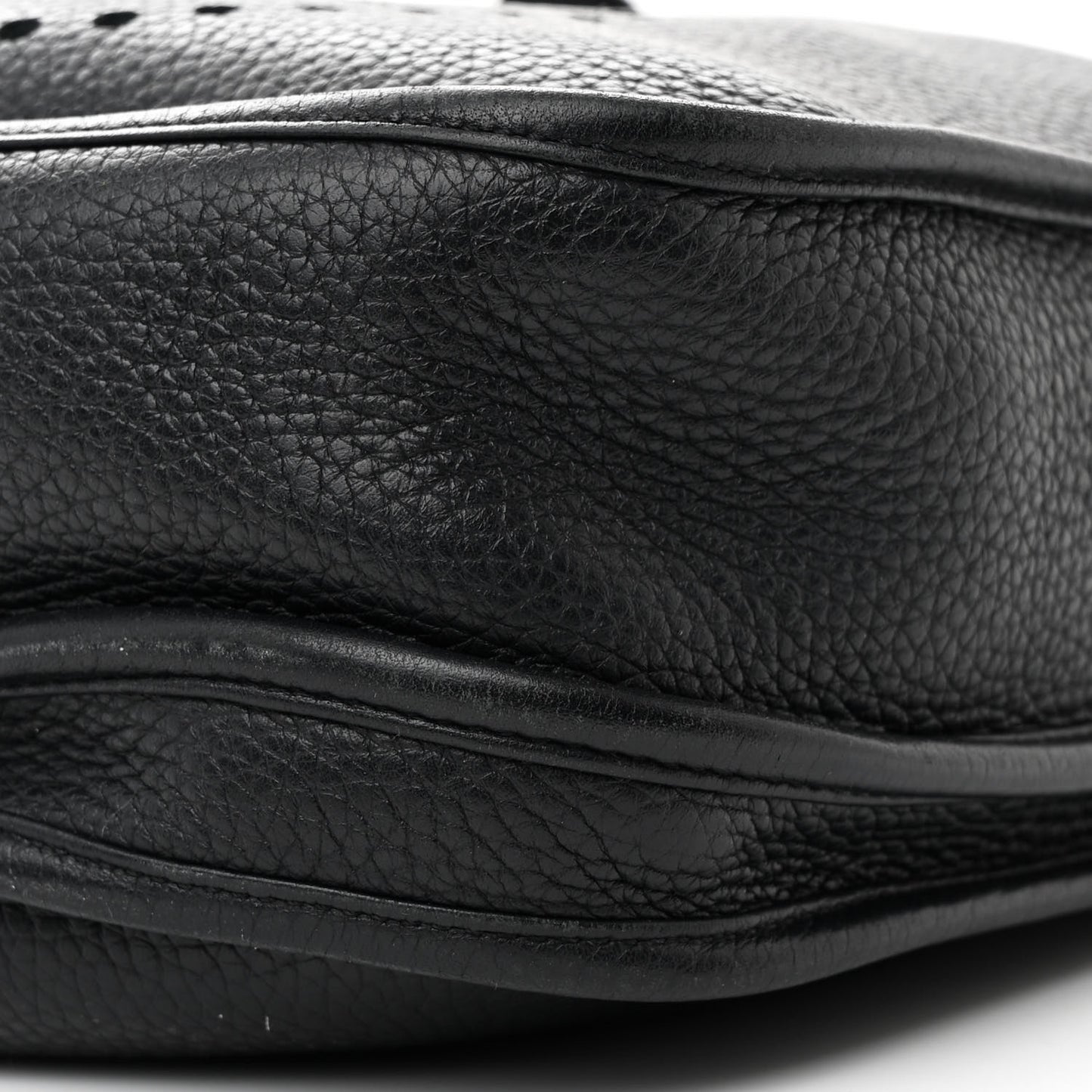 Taurillon Clemence Evelyne III PM Black