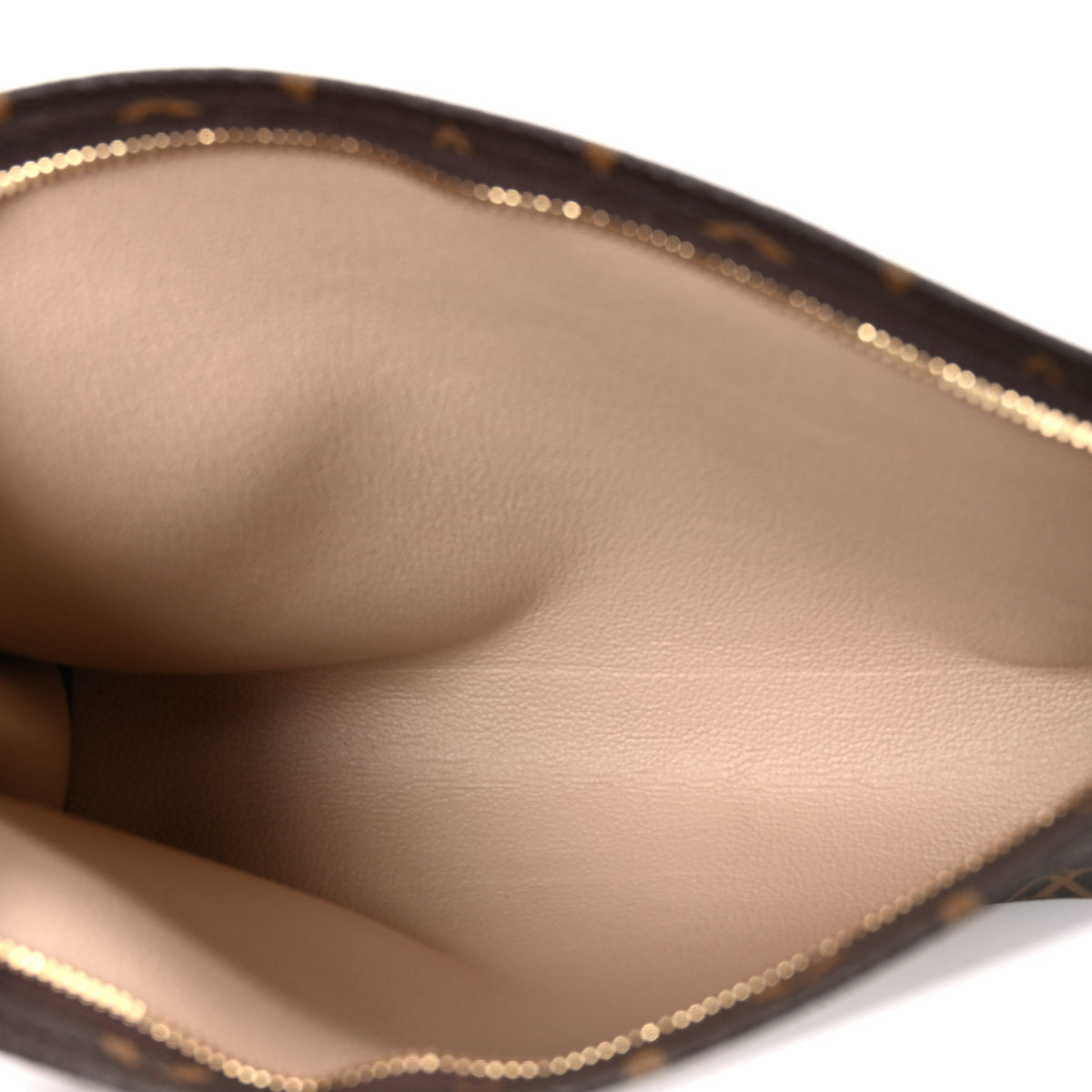 Louis Vuitton Monogram Toiletry Pouch 26 5 of 7