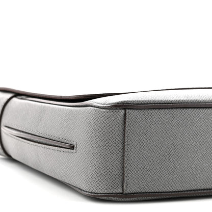 Louis Vuitton Taiga Roman PM Messenger Glacier 9 of 10