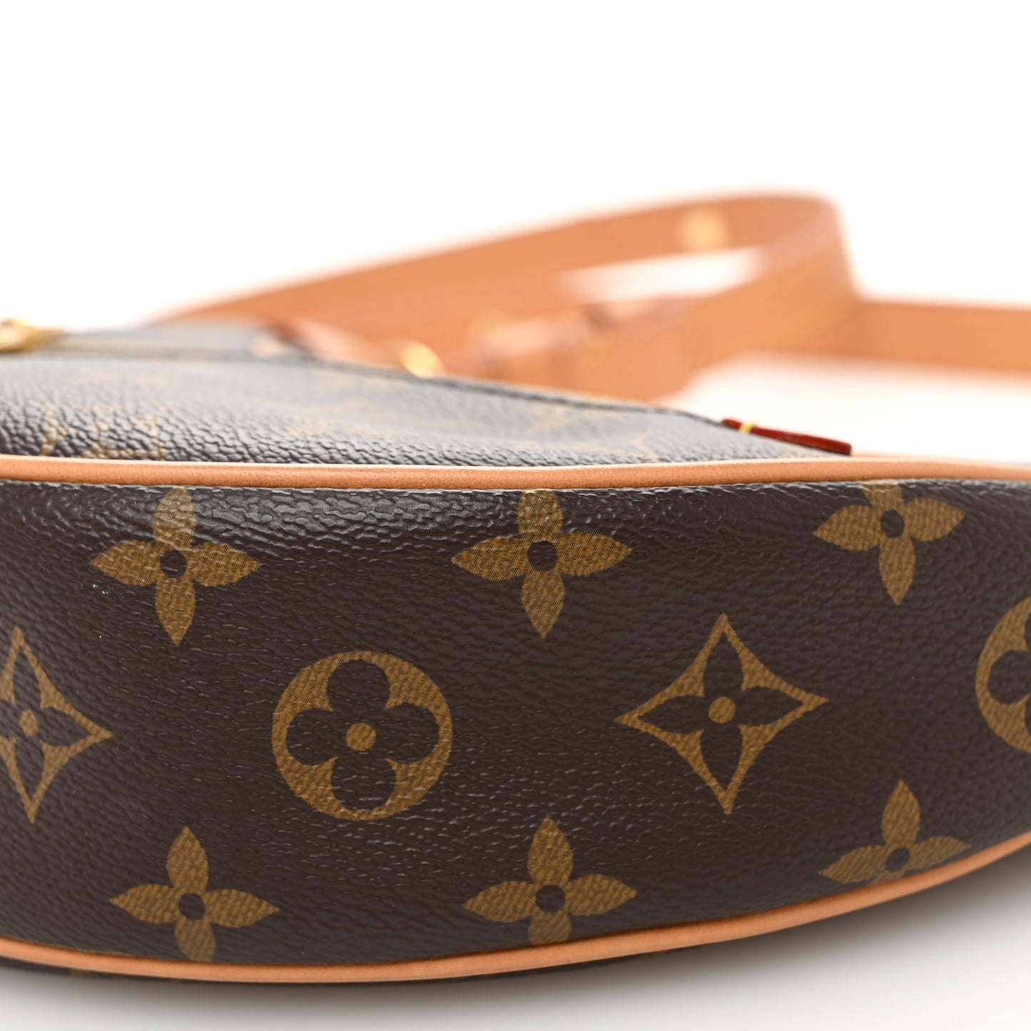 Monogram Loop